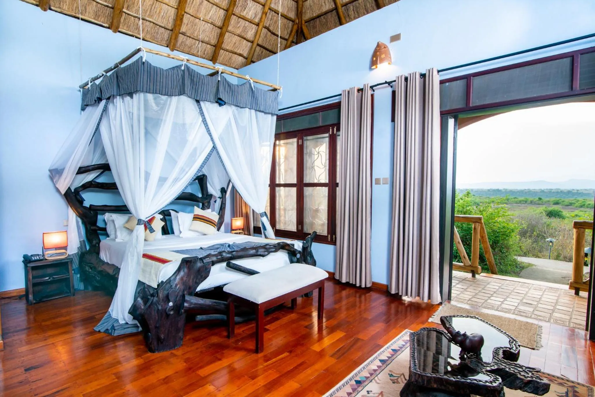 Bed in Buffalo Safari Lodge