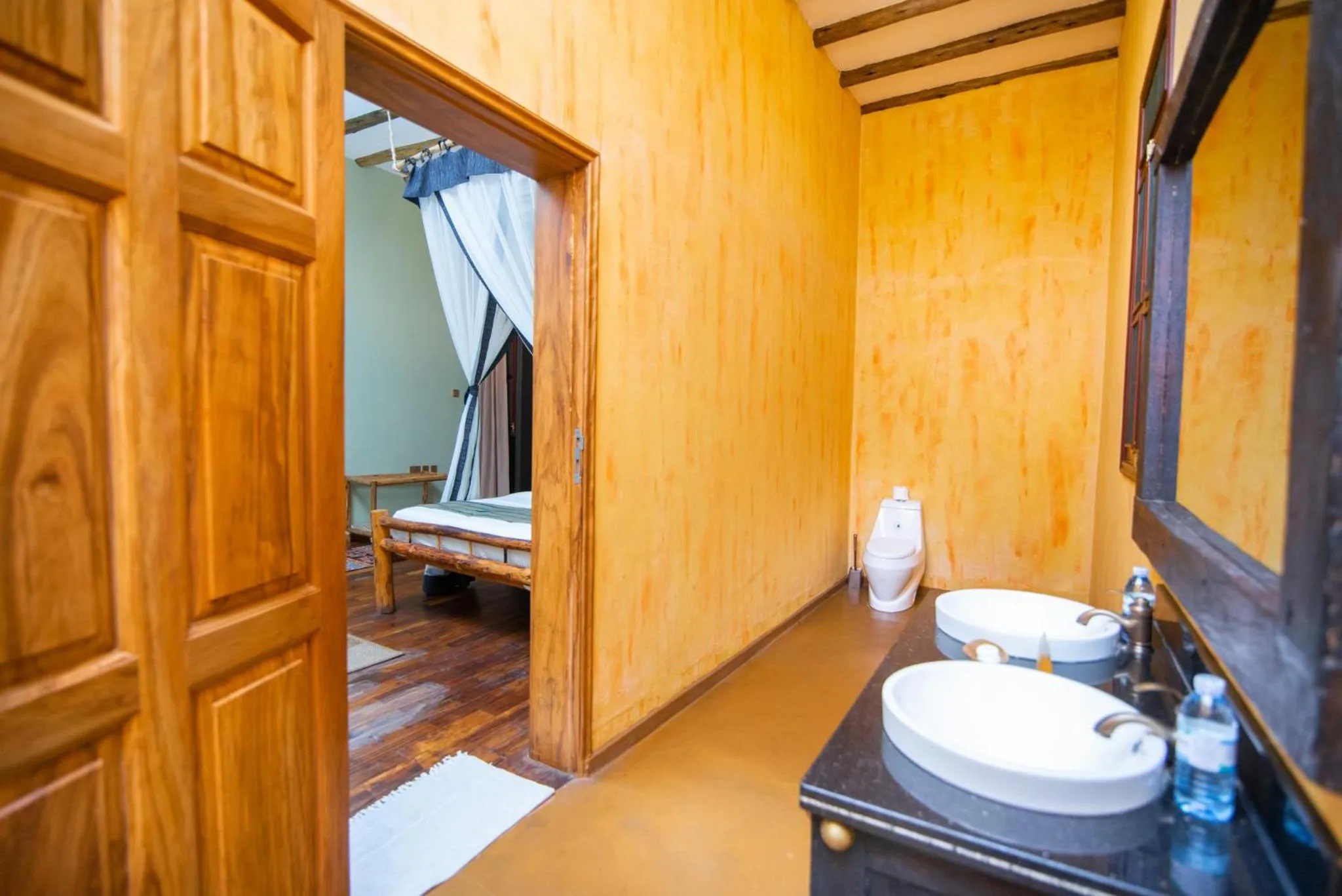 Bathroom in Buffalo Safari Lodge