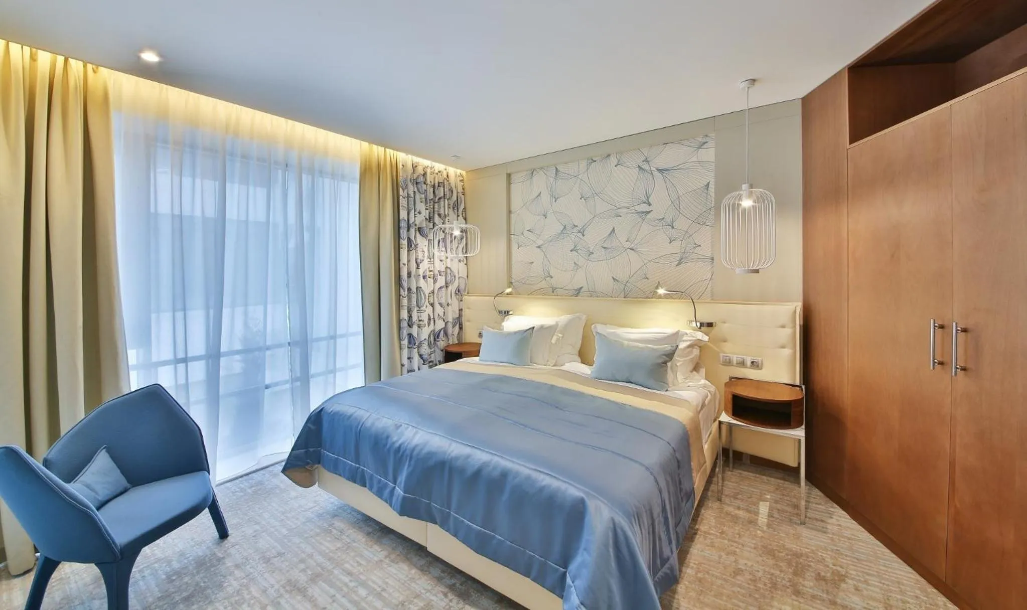 Bed in Maritim Hotel Paradise Blue