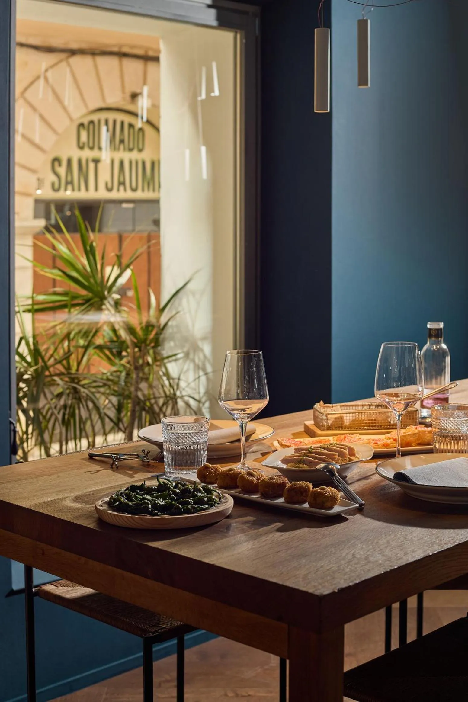 Food in Sant Jaume Design Hotel