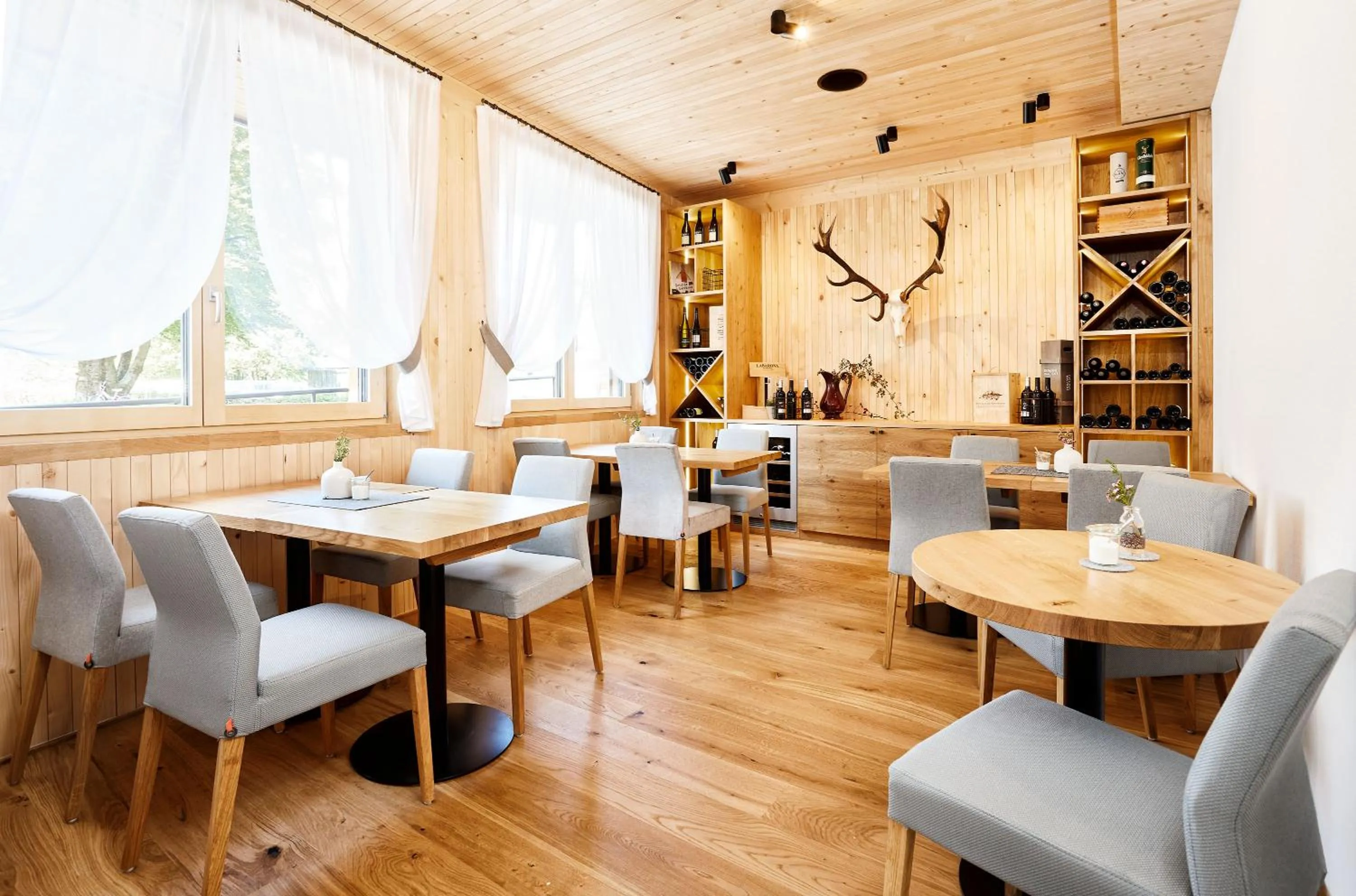 Food and drinks in Hotel Gretina