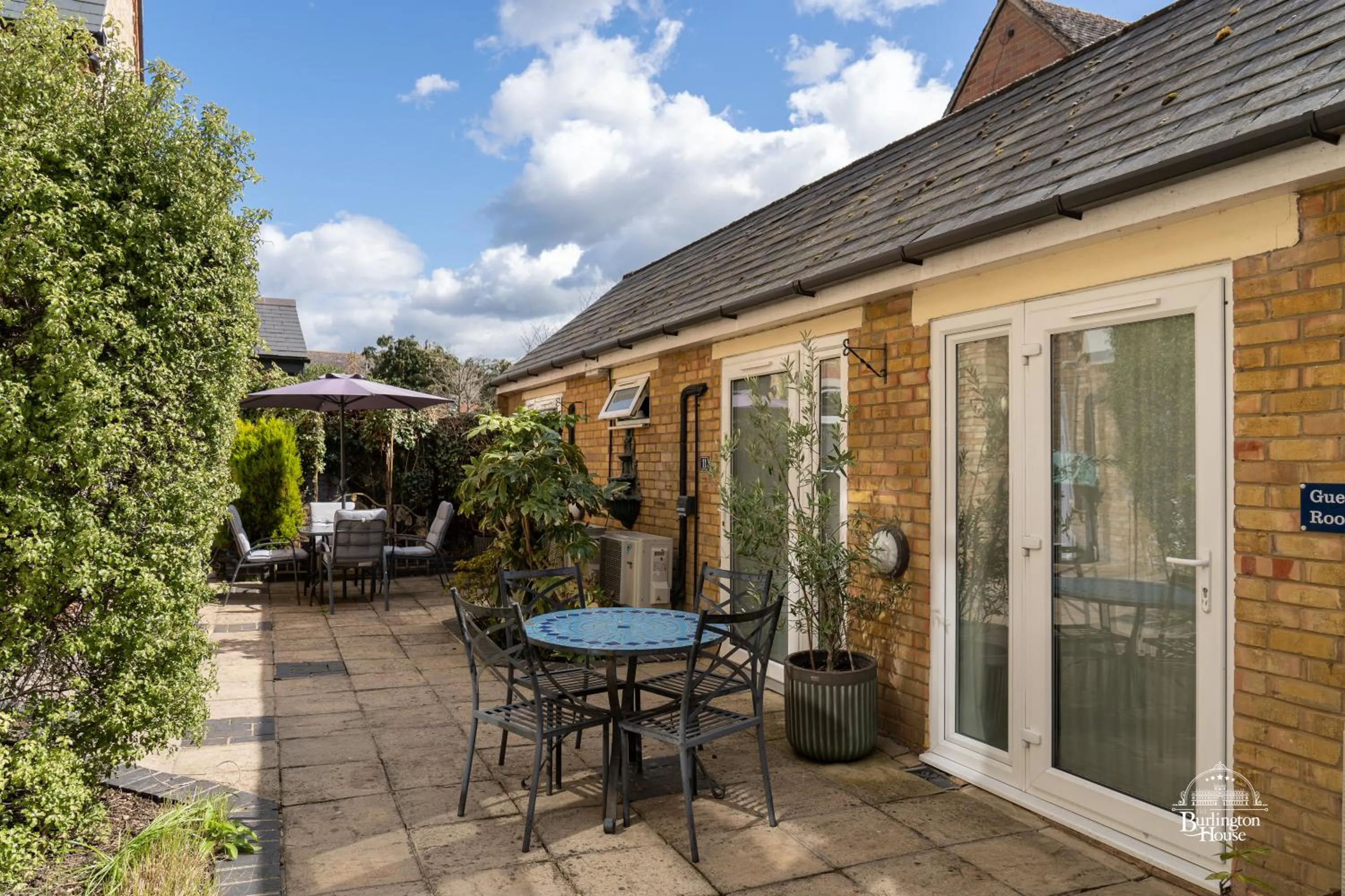 Property building in Burlington House Boutique