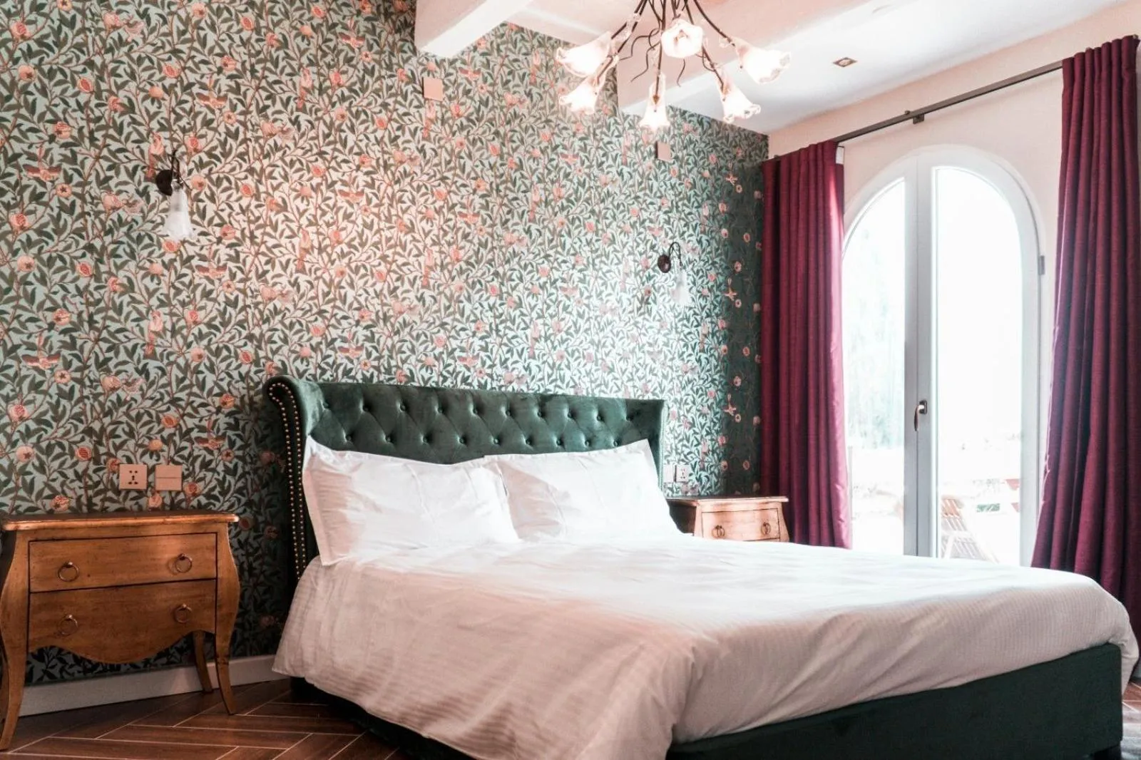 Decorative detail, Bed in The Red Farm Relais & Spa