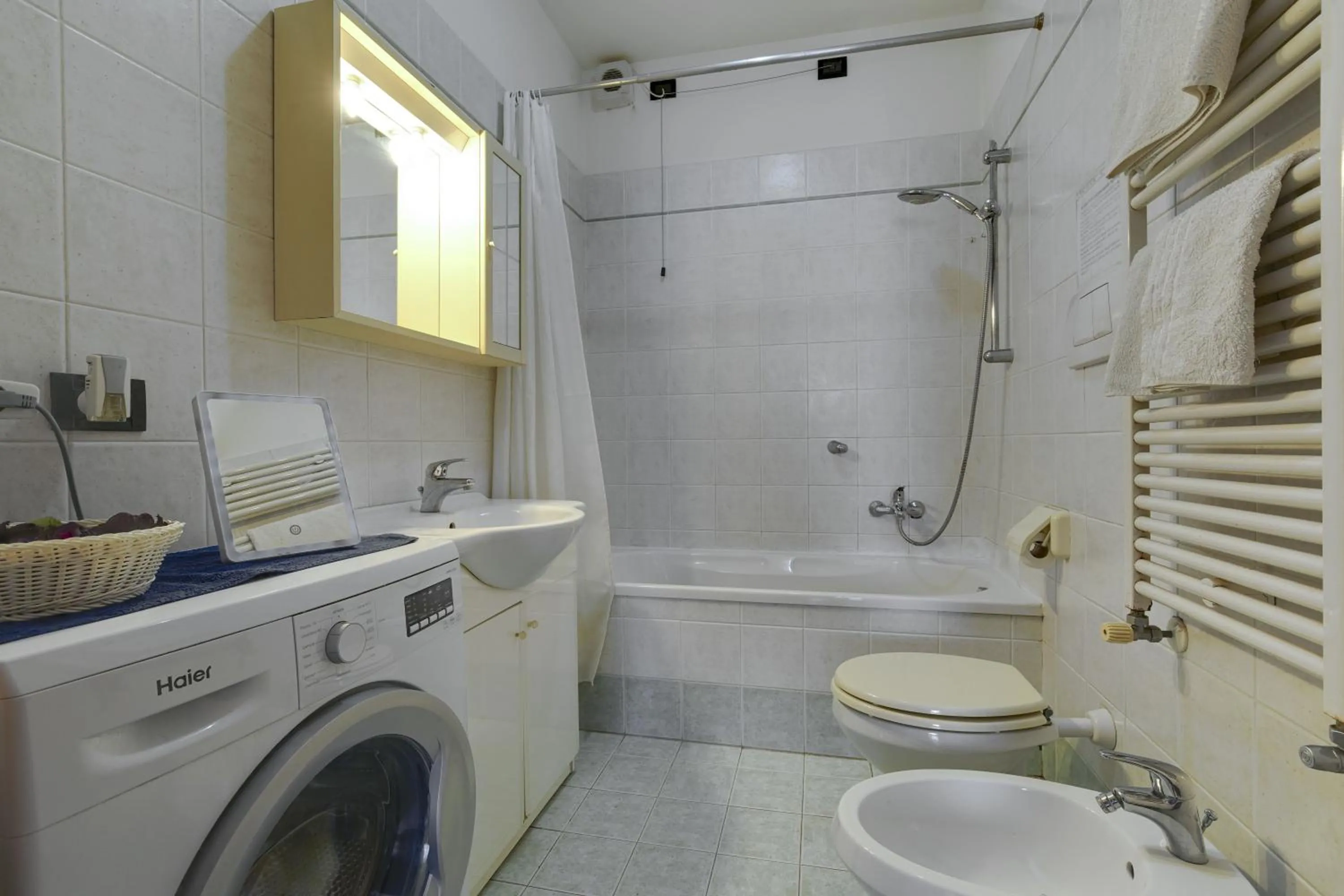 Bathroom in House Boè