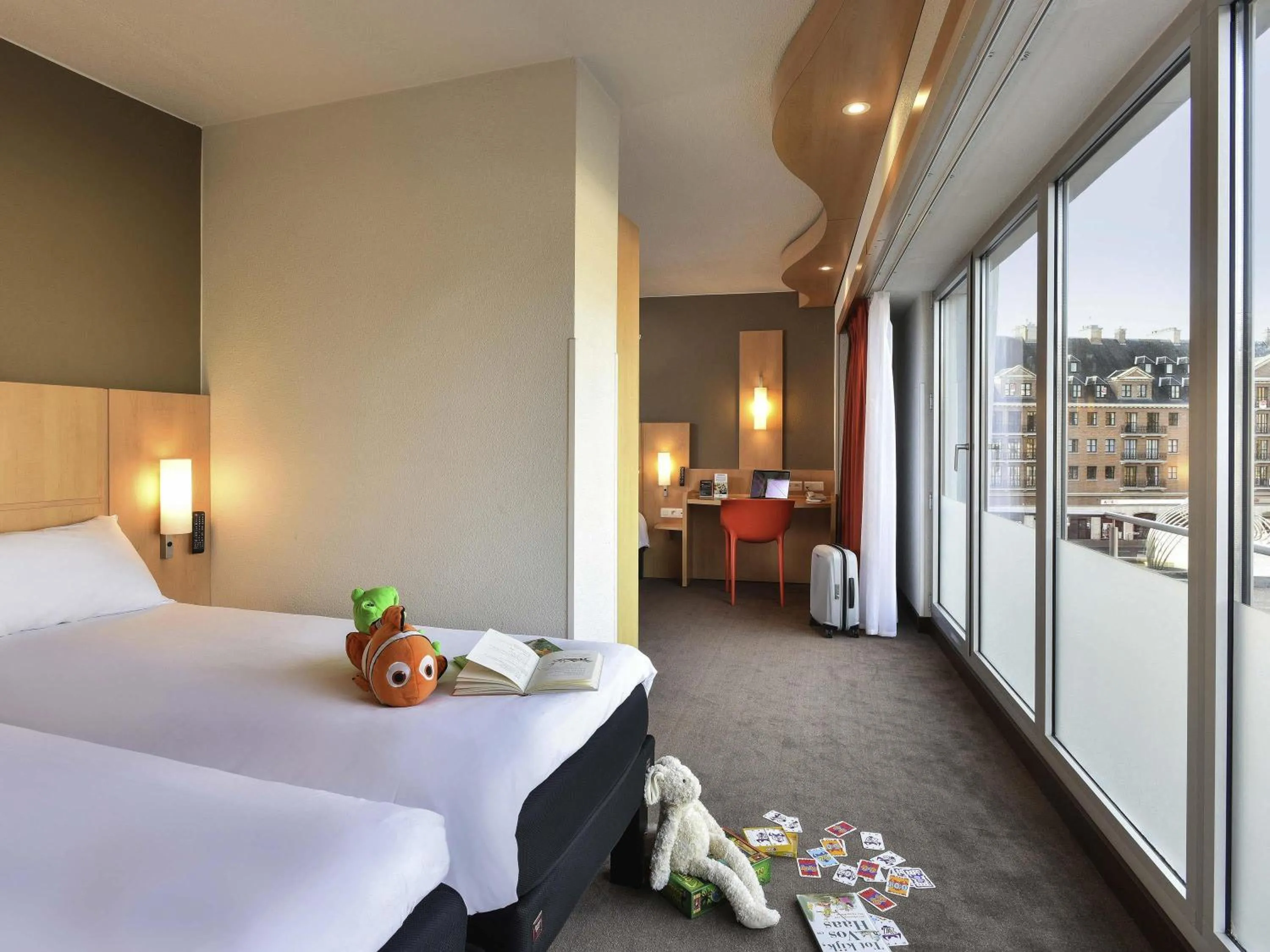 Bedroom, Bed in ibis Kortrijk Centrum