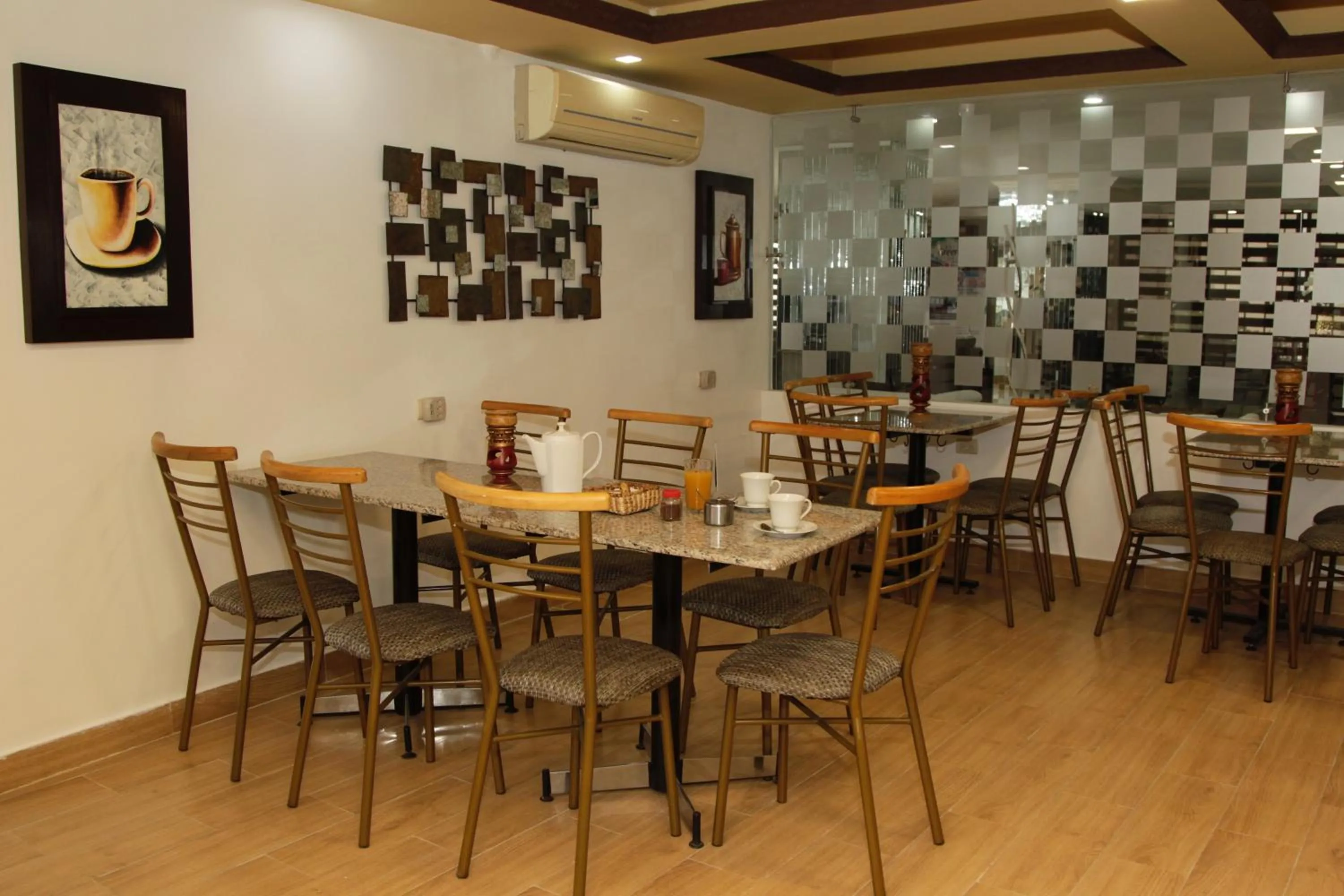 Restaurant/places to eat in Hotel Varadero Internacional