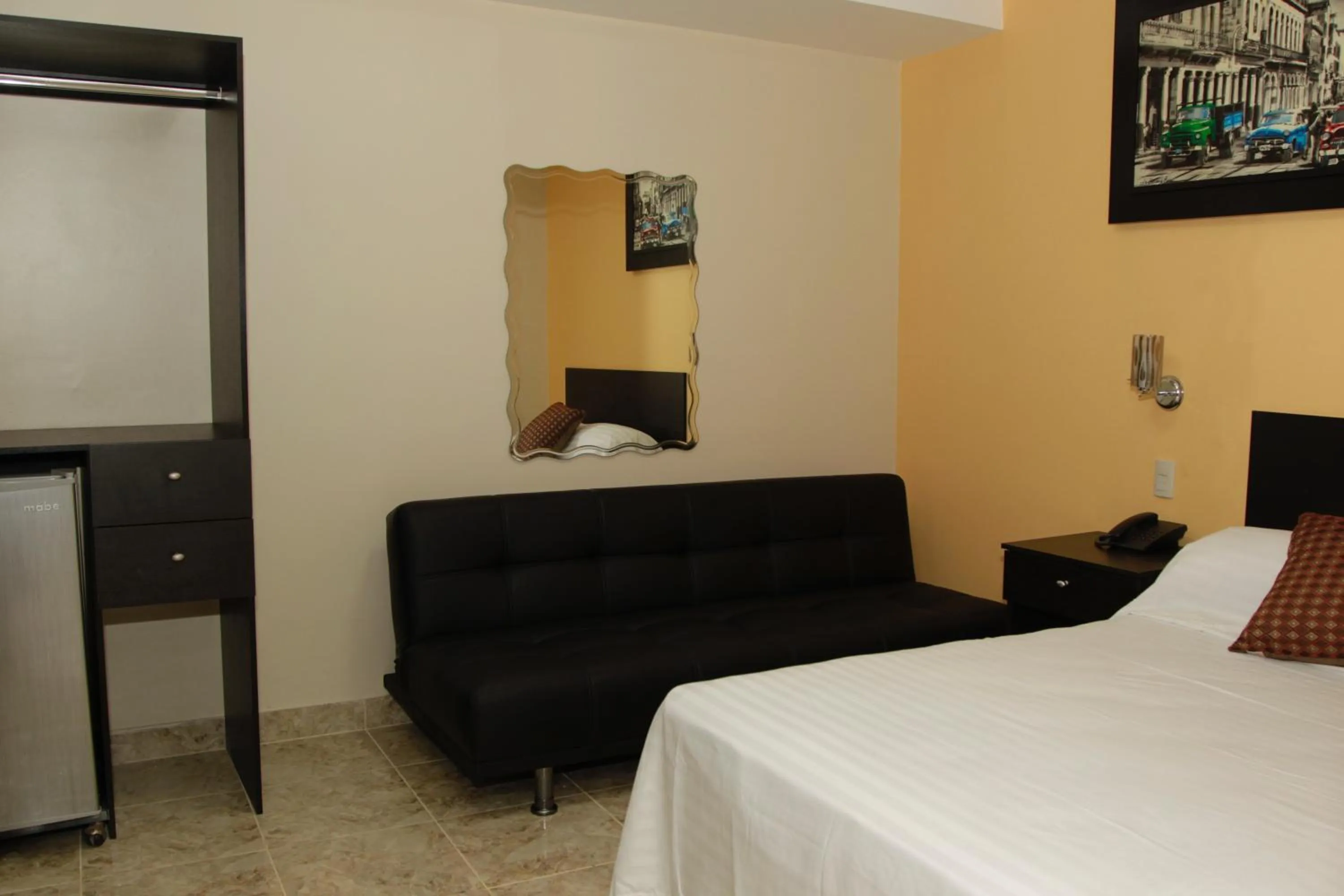 Decorative detail, Bed in Hotel Varadero Internacional