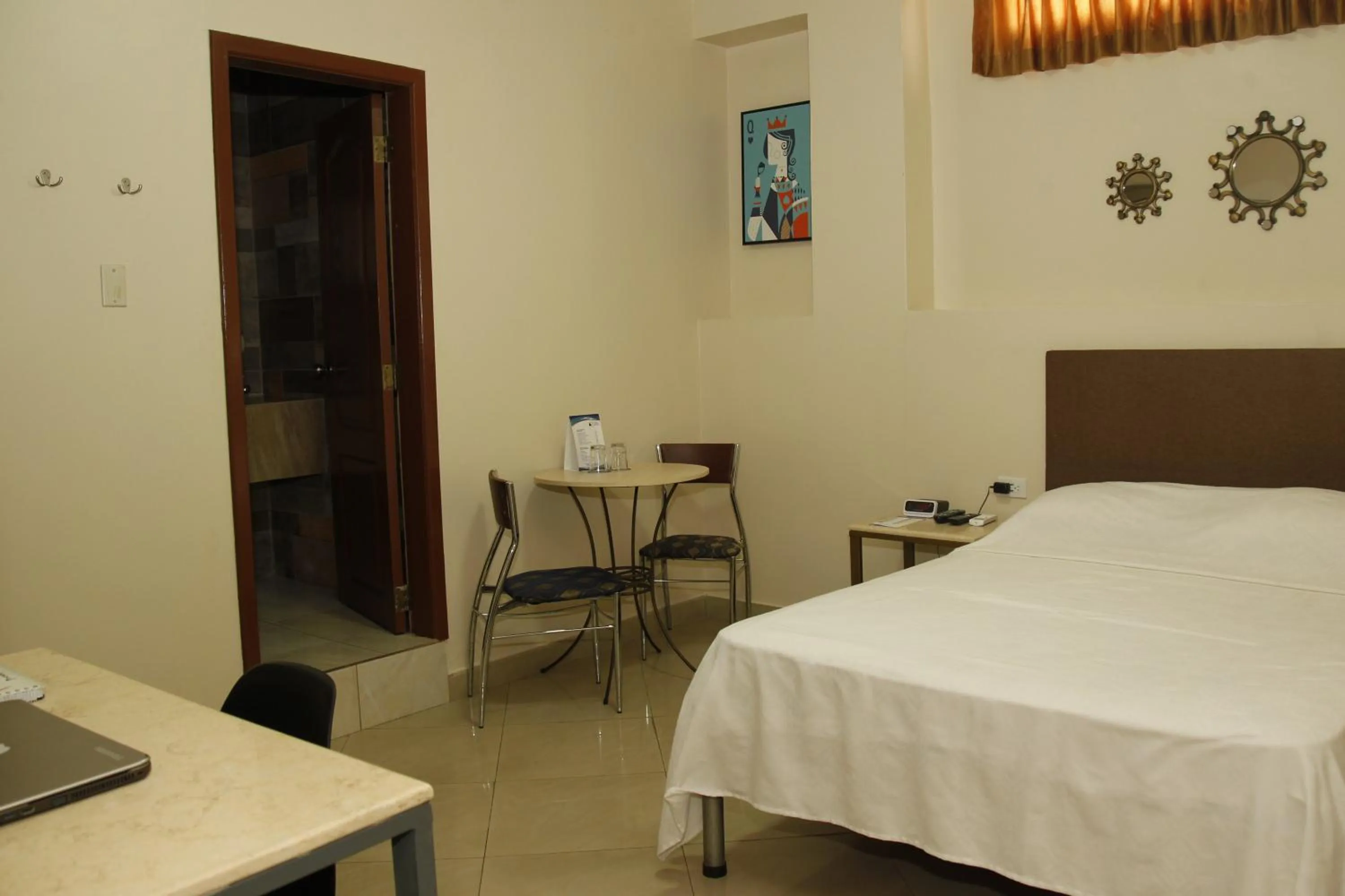 Photo of the whole room, Bed in Hotel Varadero Internacional