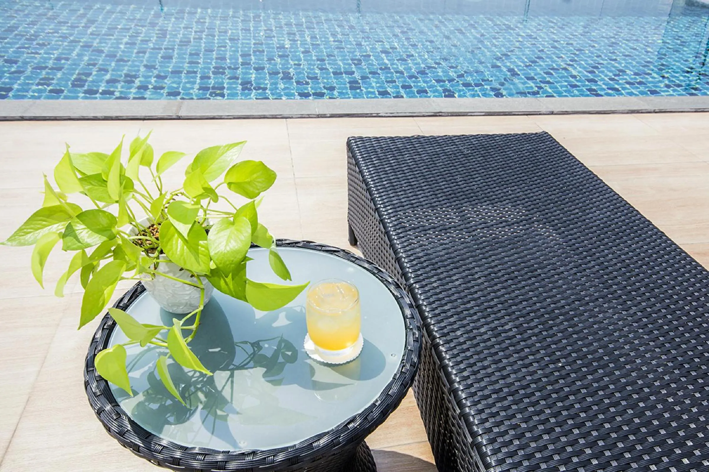 Swimming pool in Karin hotel & Service apartment - SHA Extra Plus