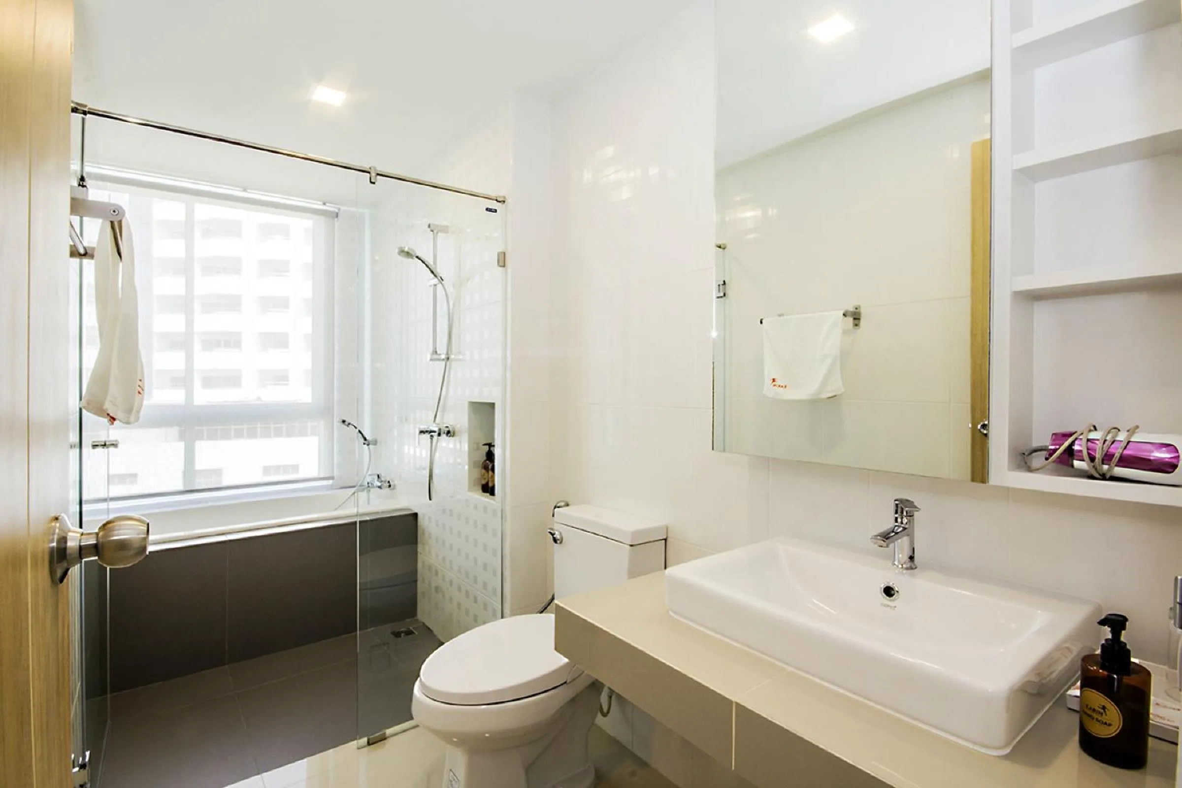 Photo of the whole room in Karin hotel & Service apartment - SHA Extra Plus