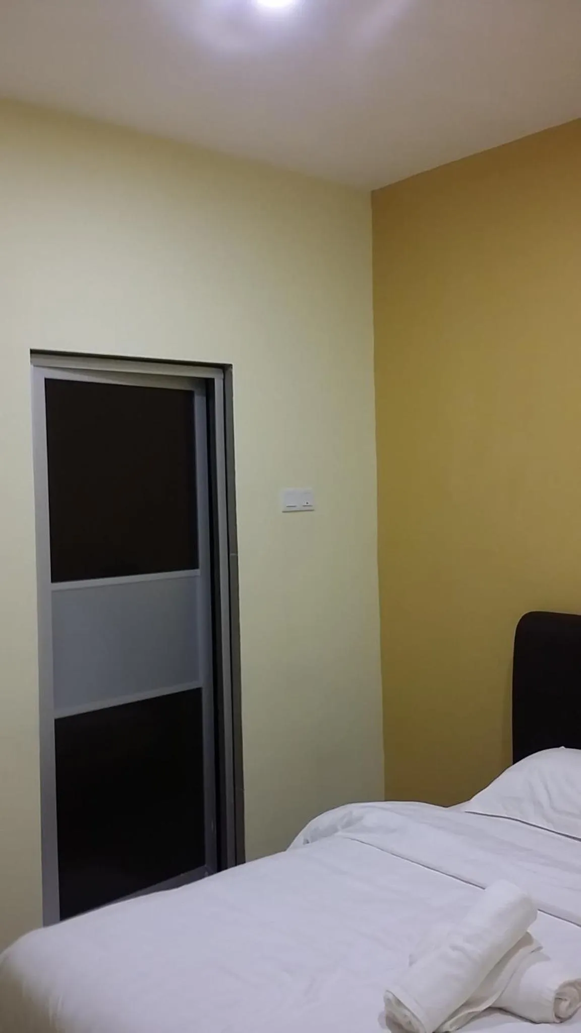 Other, Bed in Mass Hotel