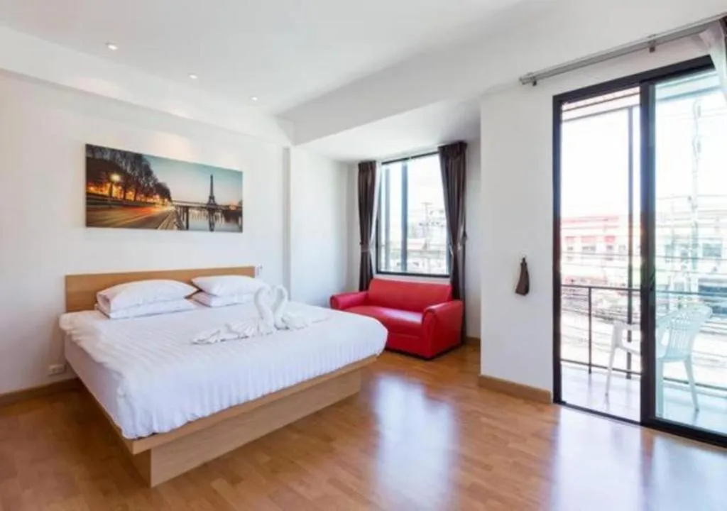 Bed in Buk Inn Hotel SHA Plus