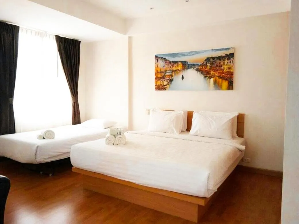 Bed in Buk Inn Hotel SHA Plus