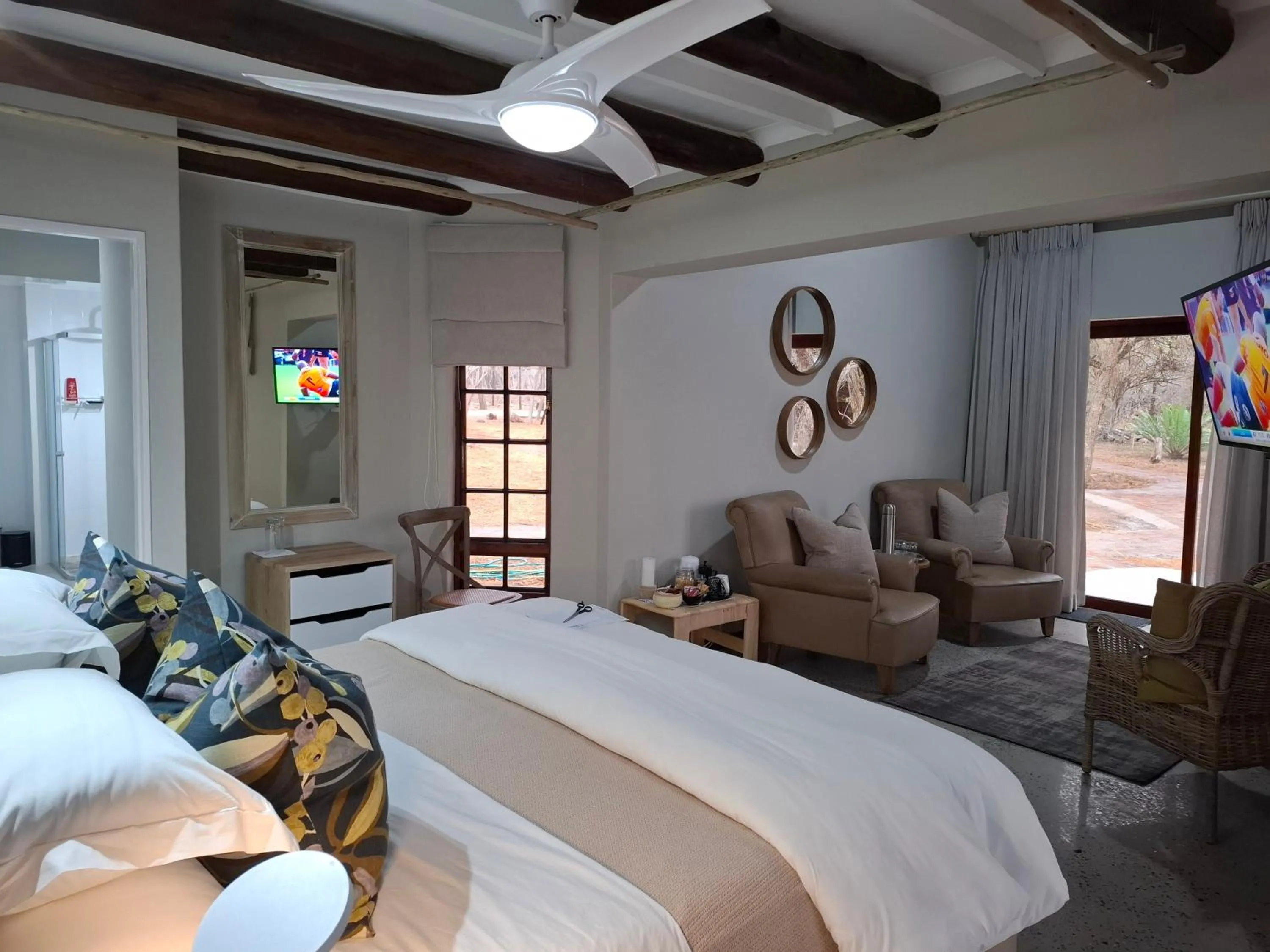 Bed in Kruger Riverside Lodge - No Load-shedding