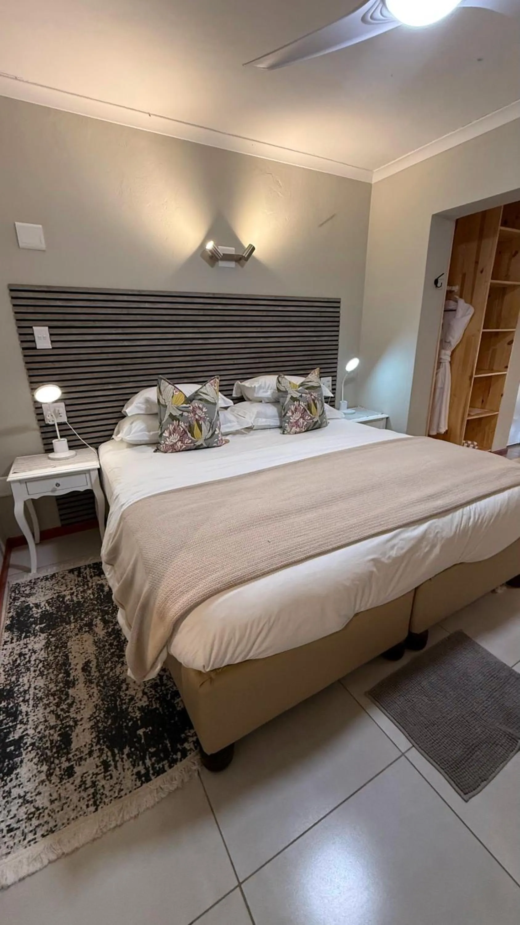 Bed in Kruger Riverside Lodge - No Load-shedding