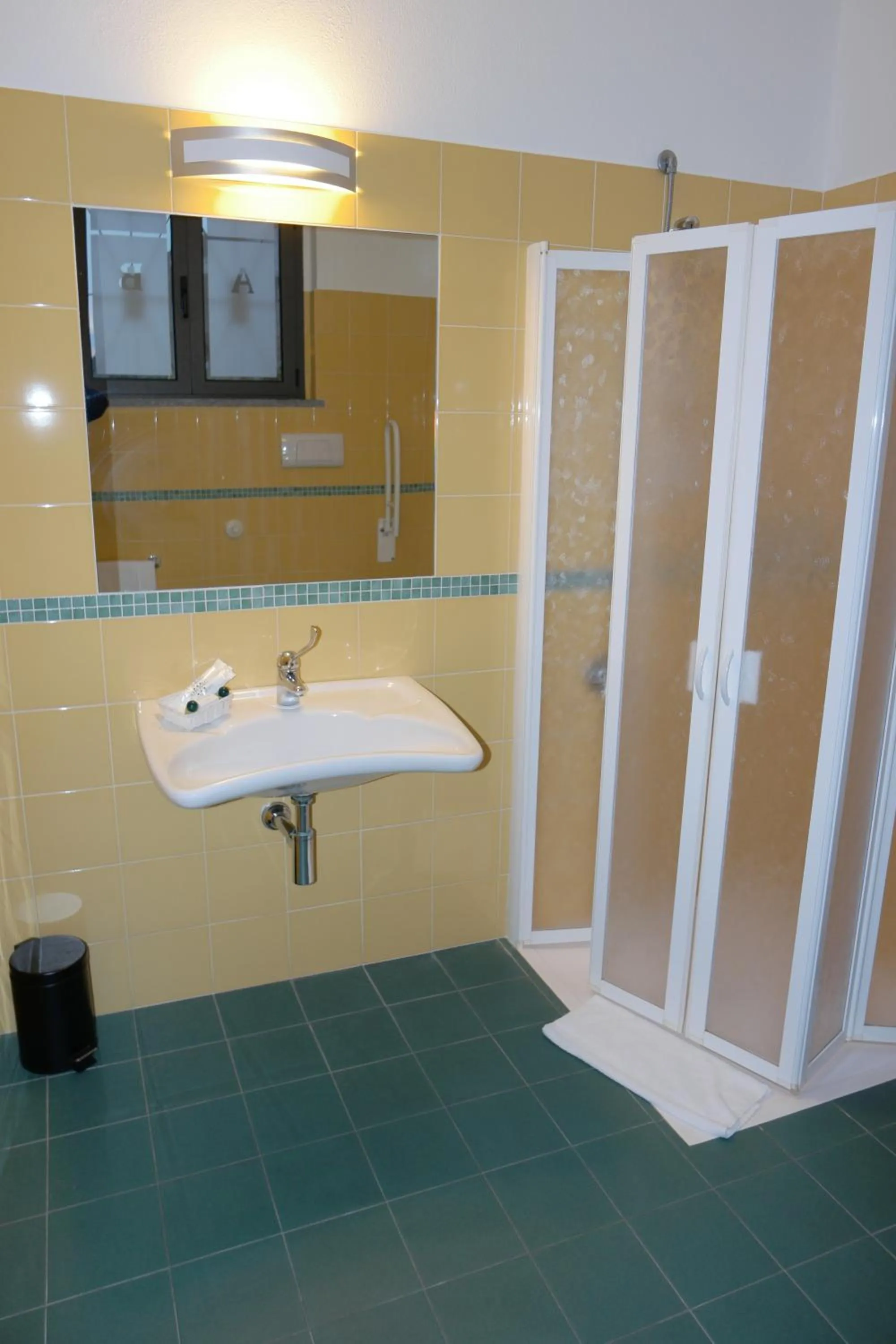 Bathroom in Hotel Air Bag