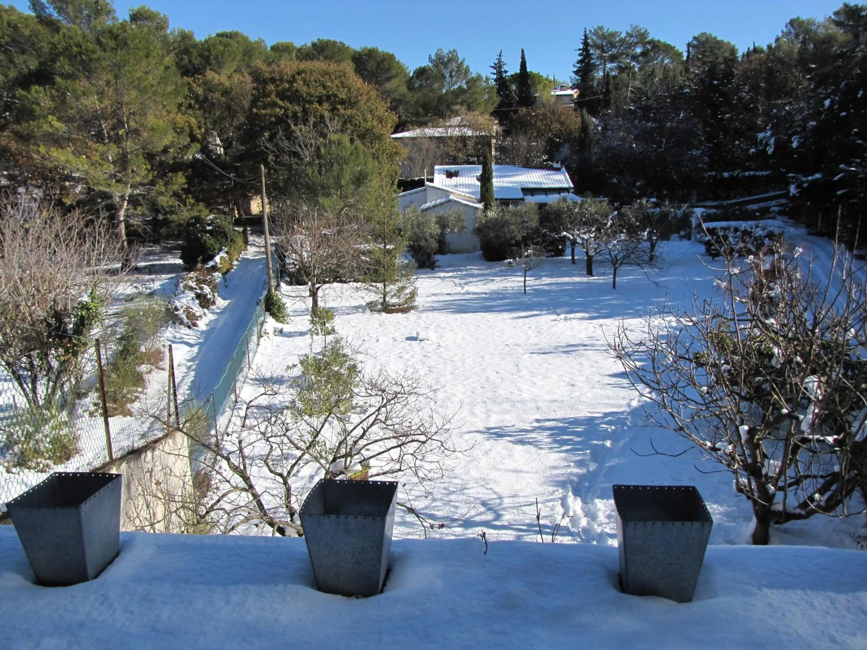 Garden view in Casa Rurale Lou Pichoun Nis