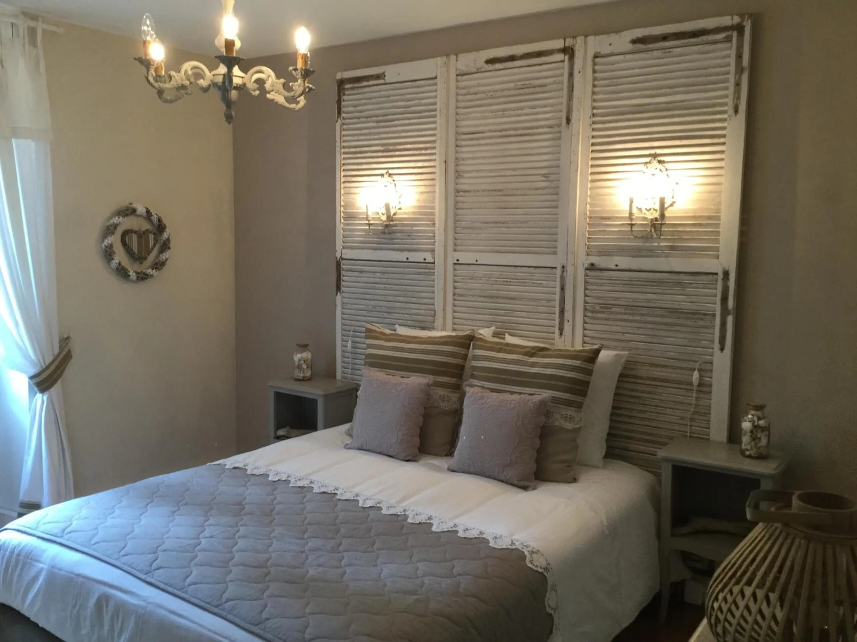 Bed in L'Orangerie de Camperos