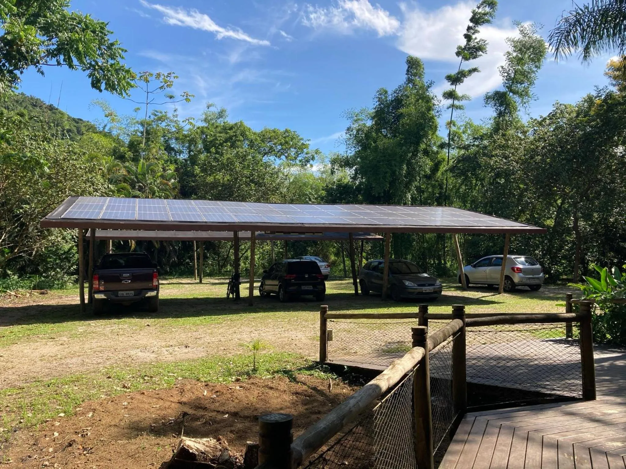 Parking in Banana Bamboo Ecolodge