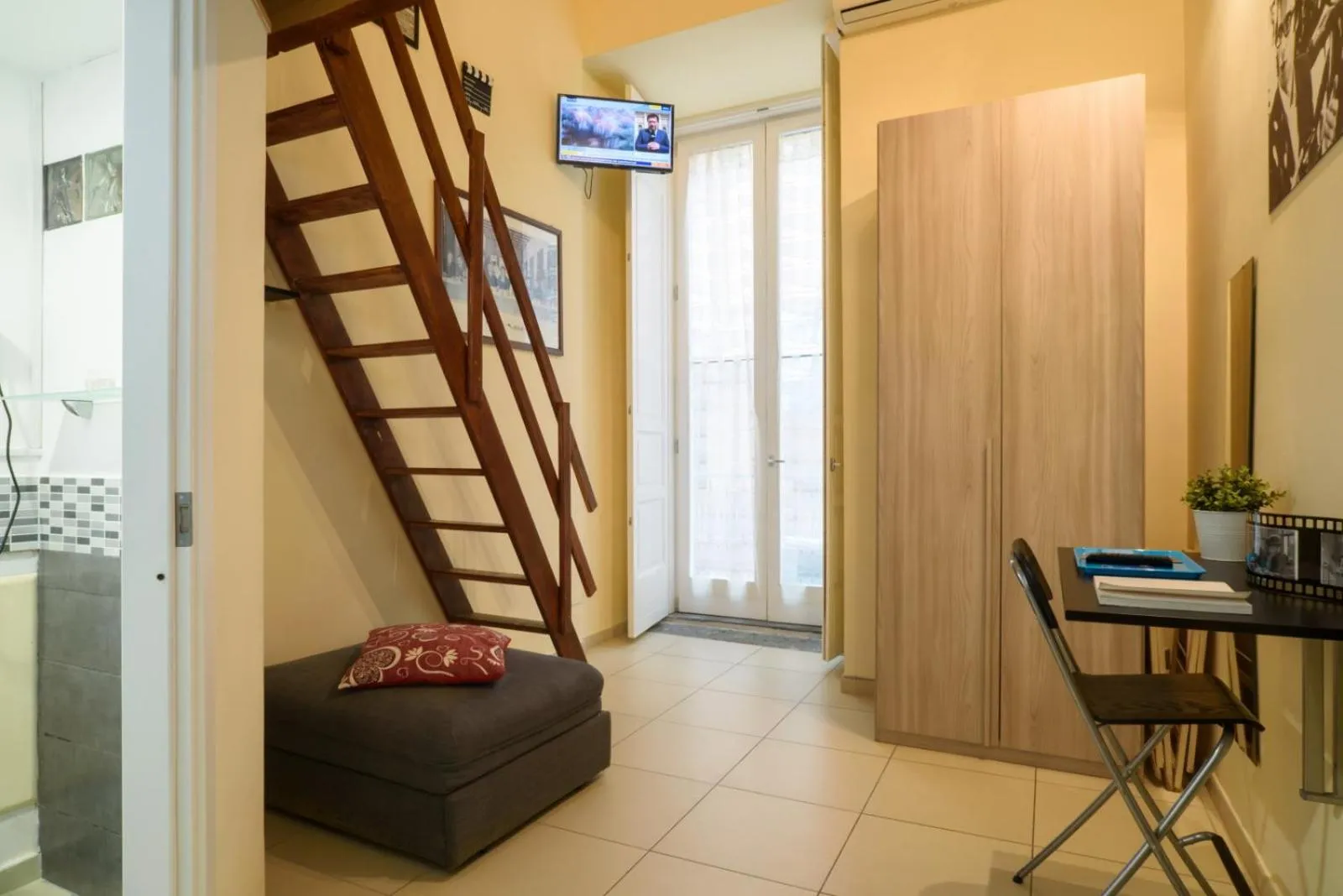 TV and multimedia in Sarracino Relais