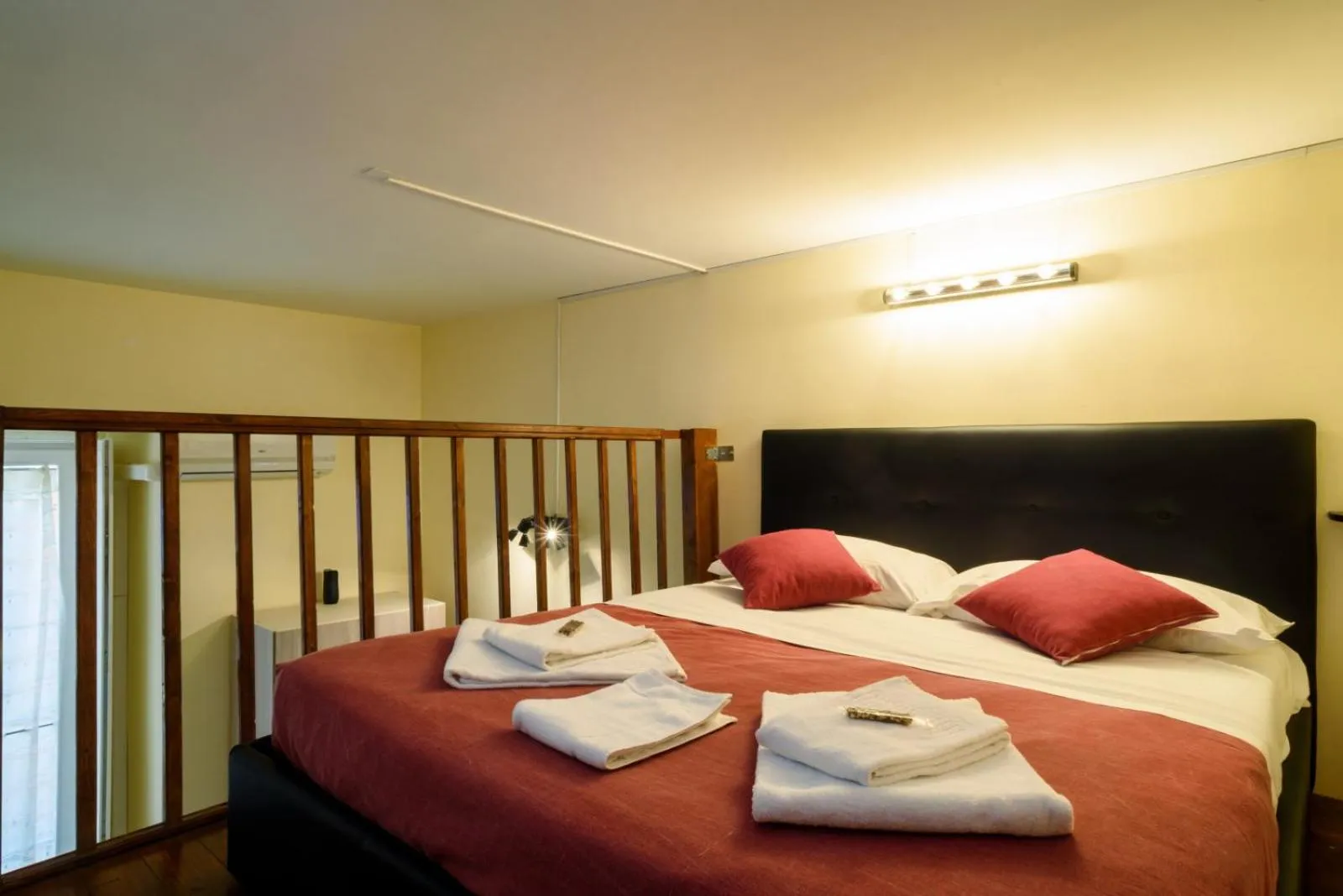 Bed in Sarracino Relais