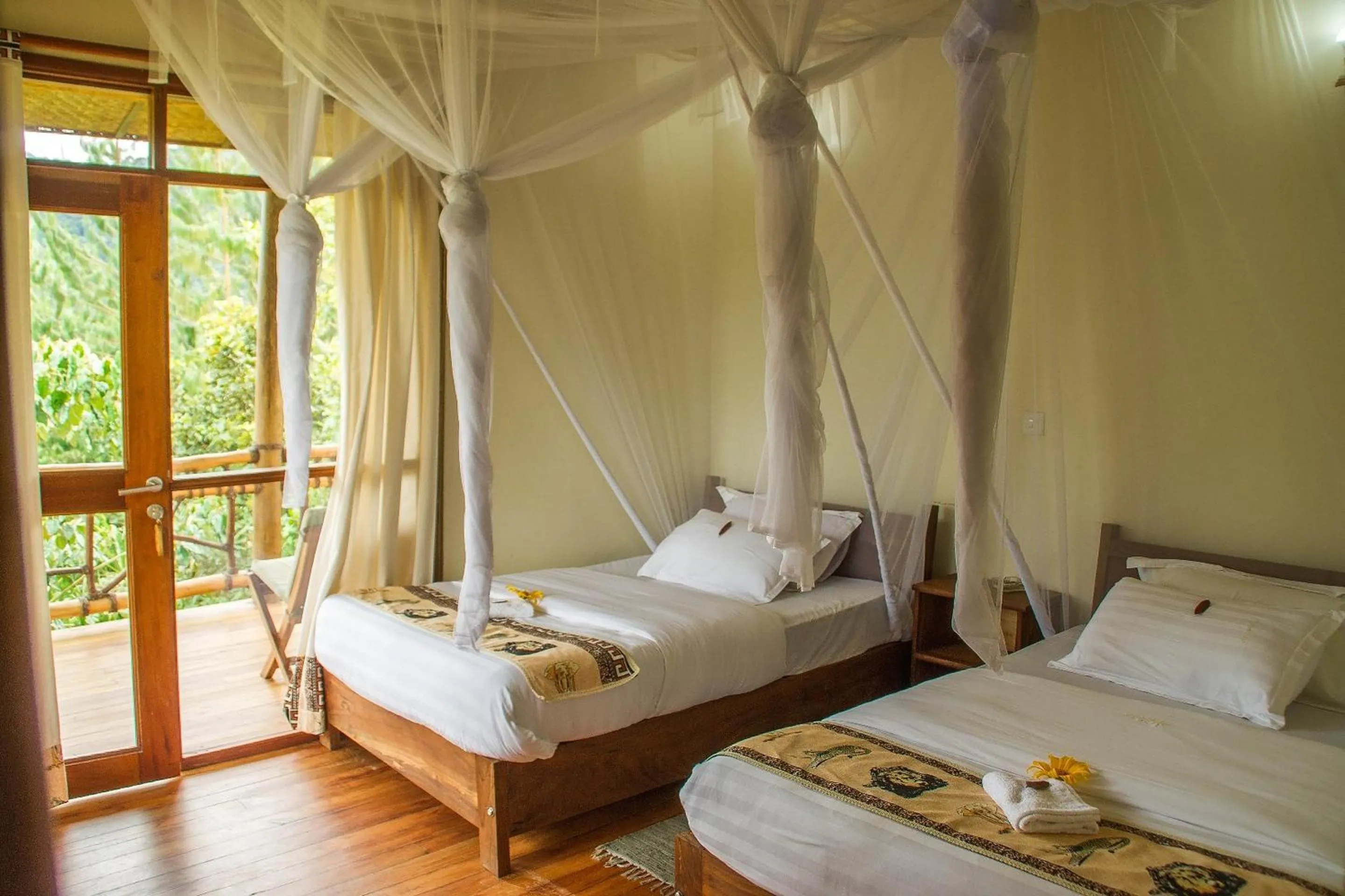 Photo of the whole room, Bed in Ichumbi Gorilla Lodge