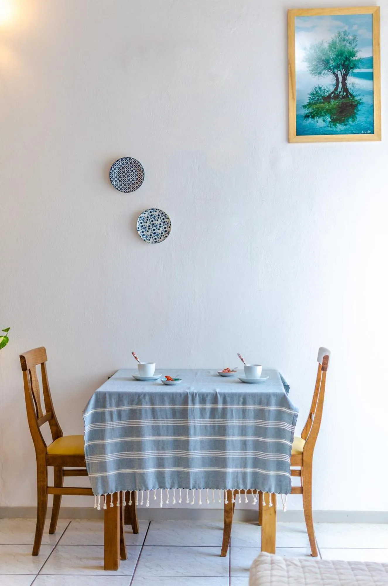 Happiness Apartments