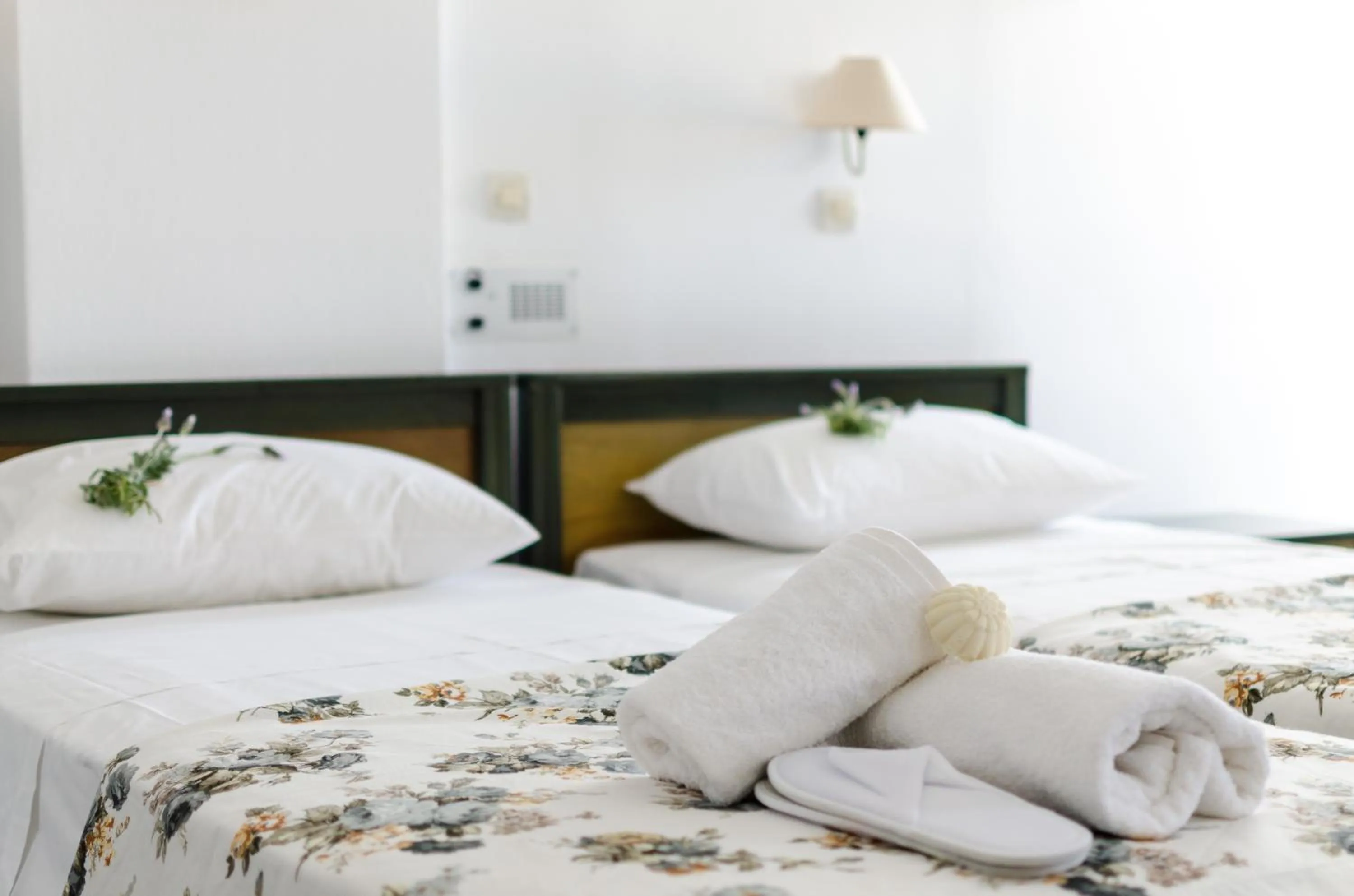 Bed in Happiness Apartments