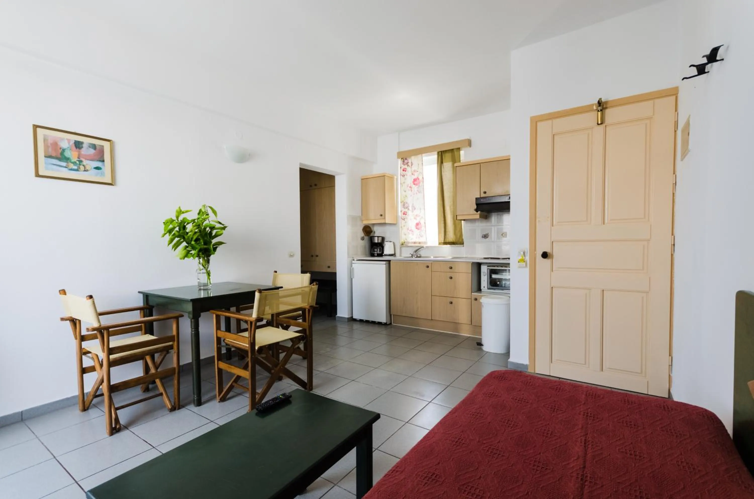 Happiness Apartments