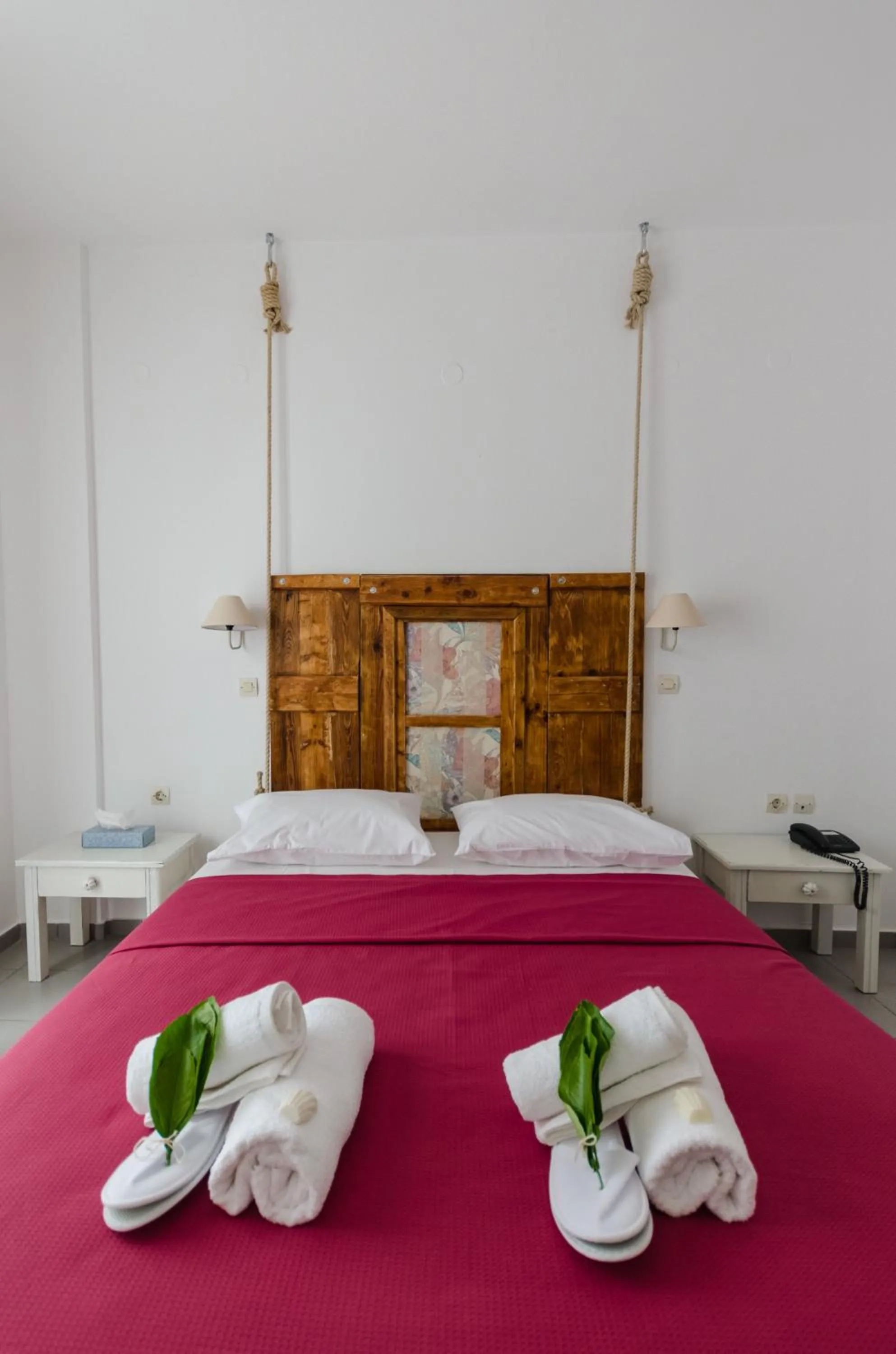 Bed in Happiness Apartments