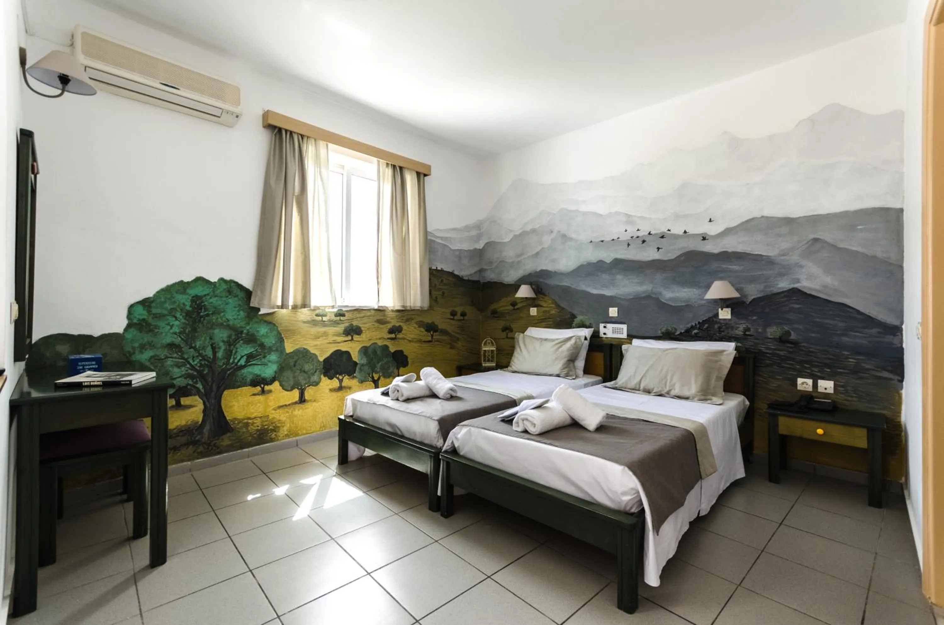 Bed in Happiness Apartments