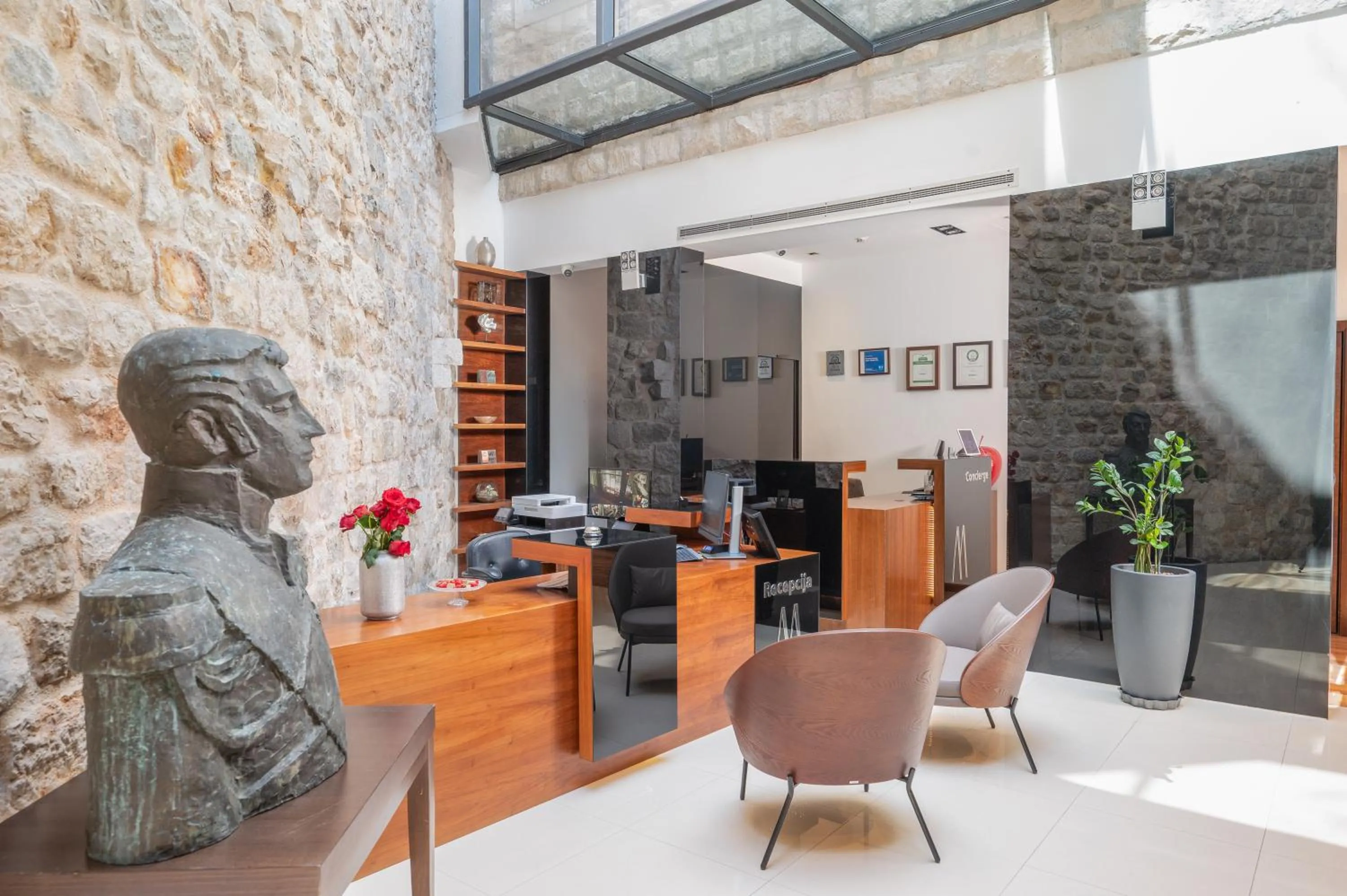 Lobby or reception in Marmont Heritage Hotel