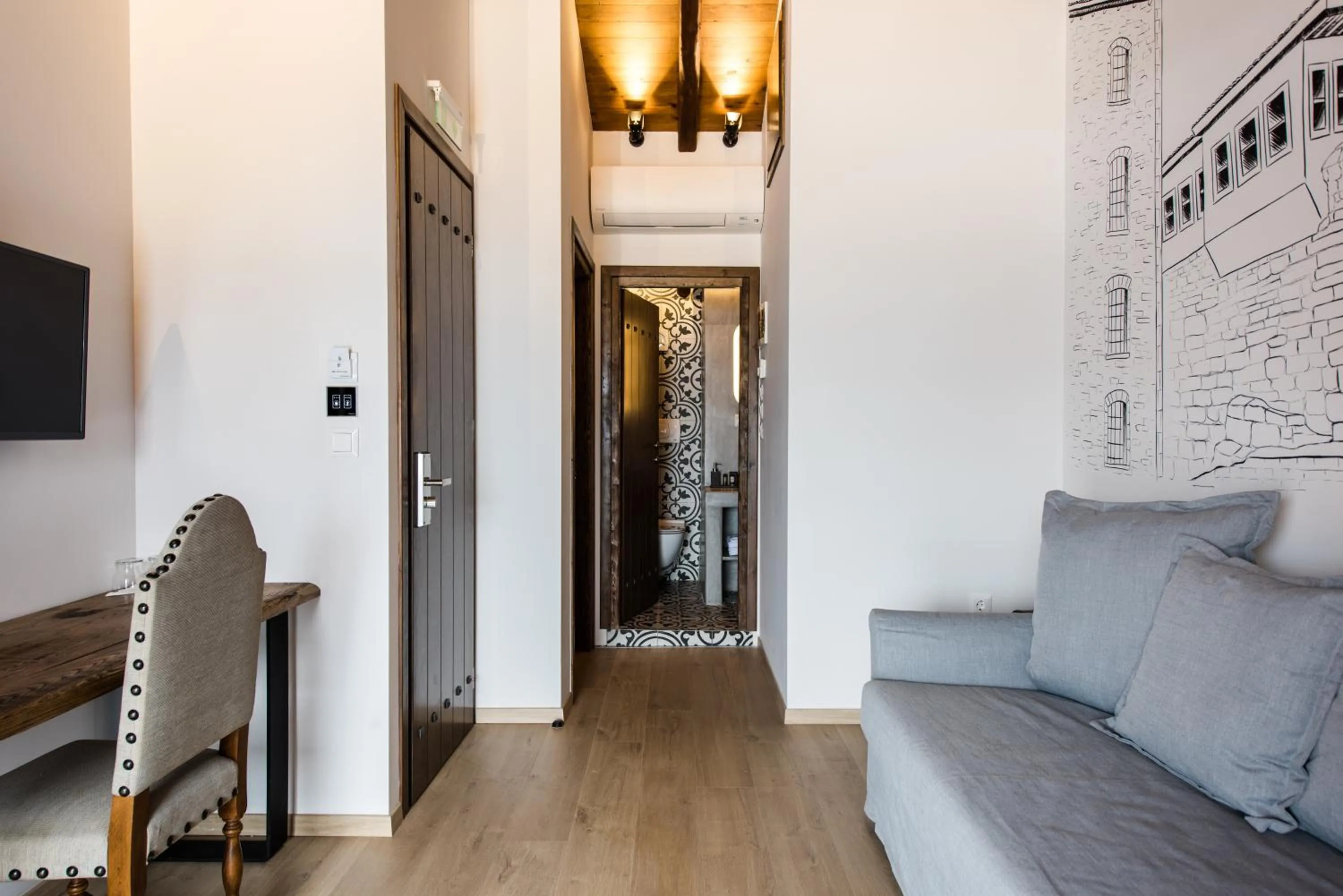 Photo of the whole room in Olganos VL Luxury Rooms & Suites