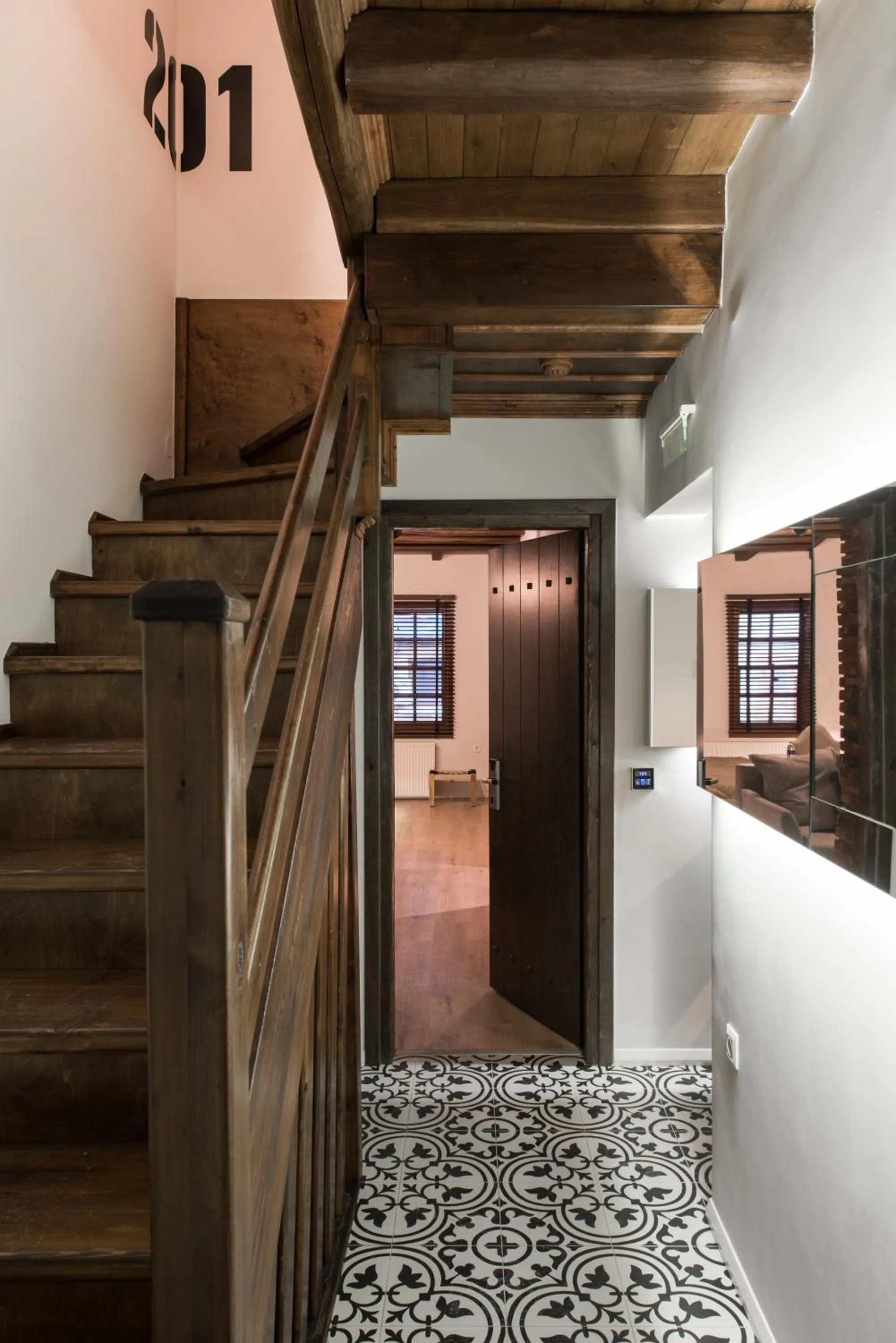 Decorative detail in Olganos VL Luxury Rooms & Suites