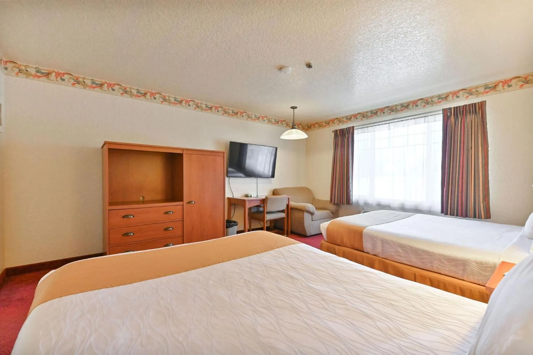 Bed in Murphys Suites