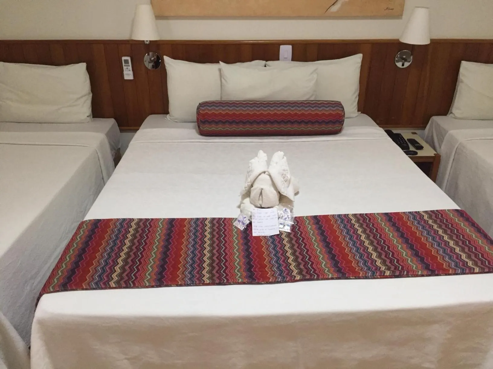 Bed in Hotel Riviera Lins