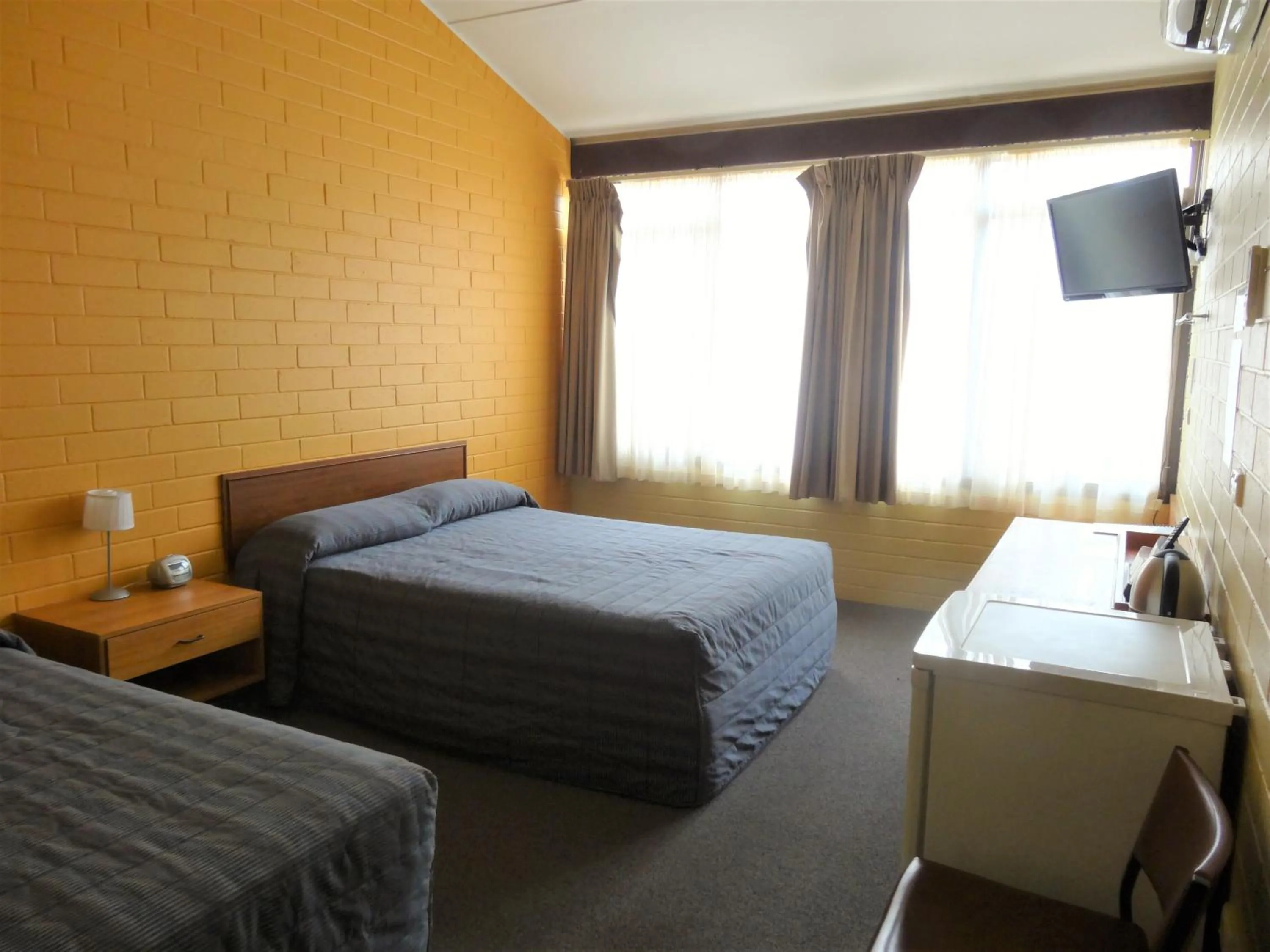 Bedroom, Bed in Leigh Creek Outback Resort