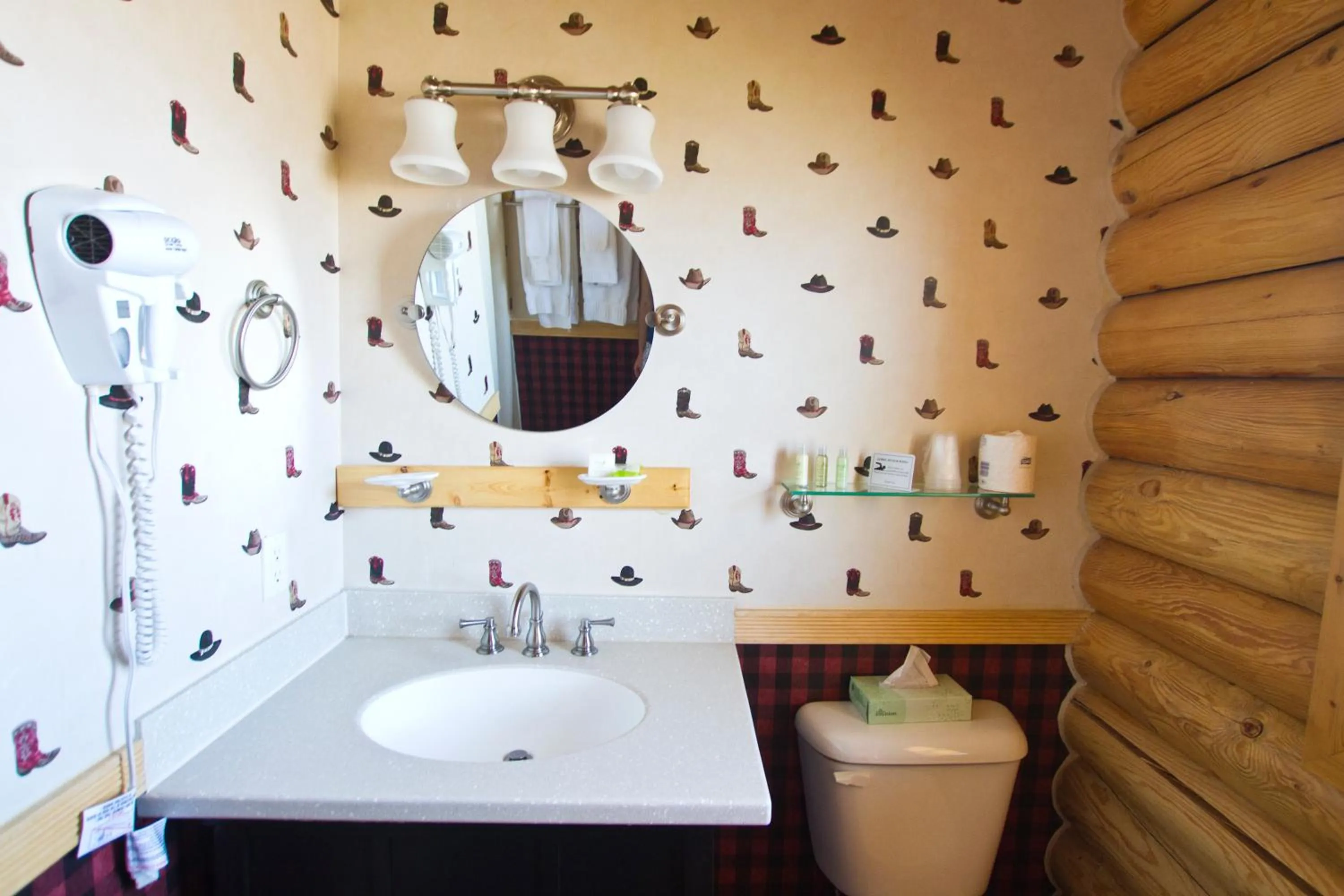 Bathroom in Cody Cowboy Village