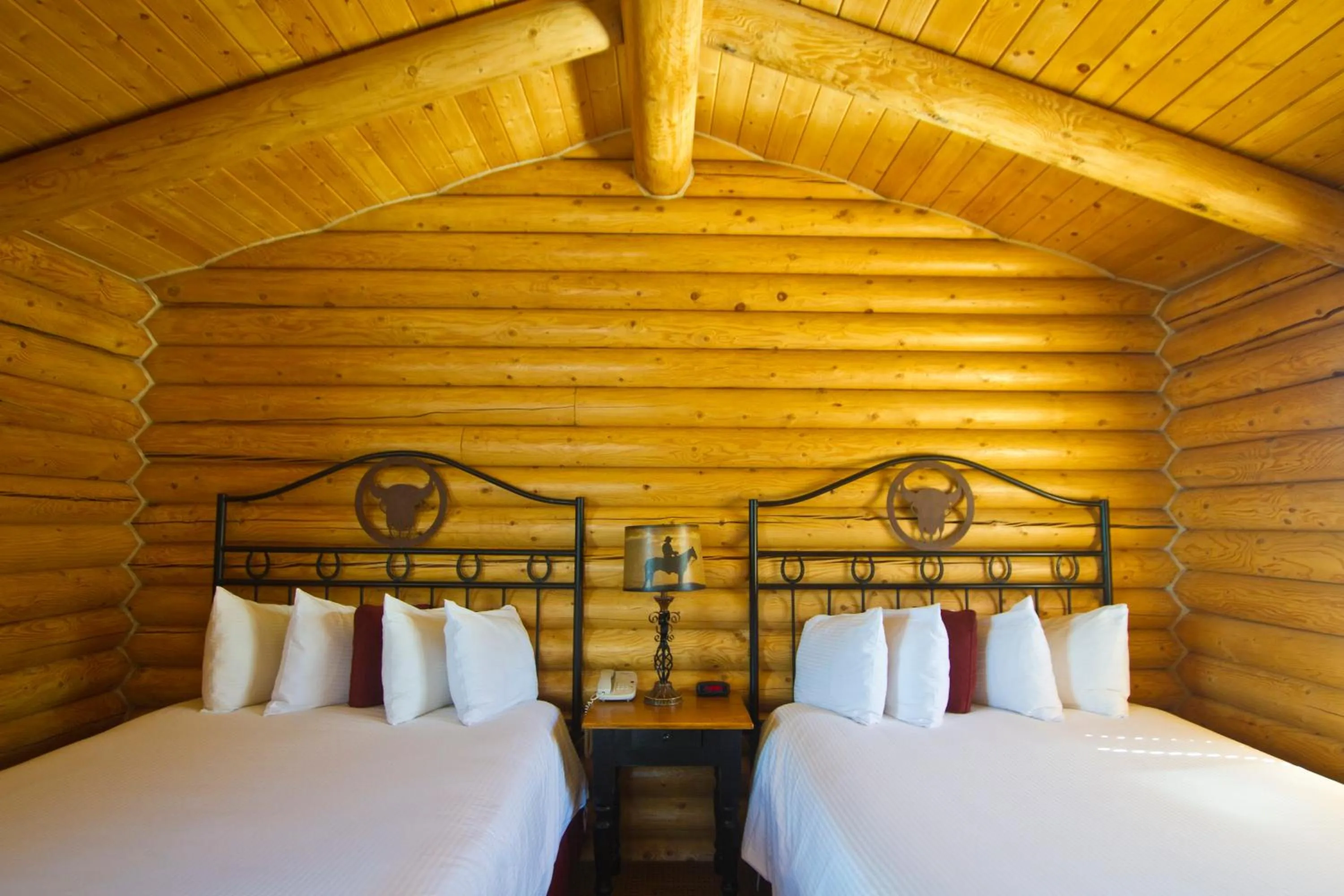 Bedroom, Bed in Cody Cowboy Village