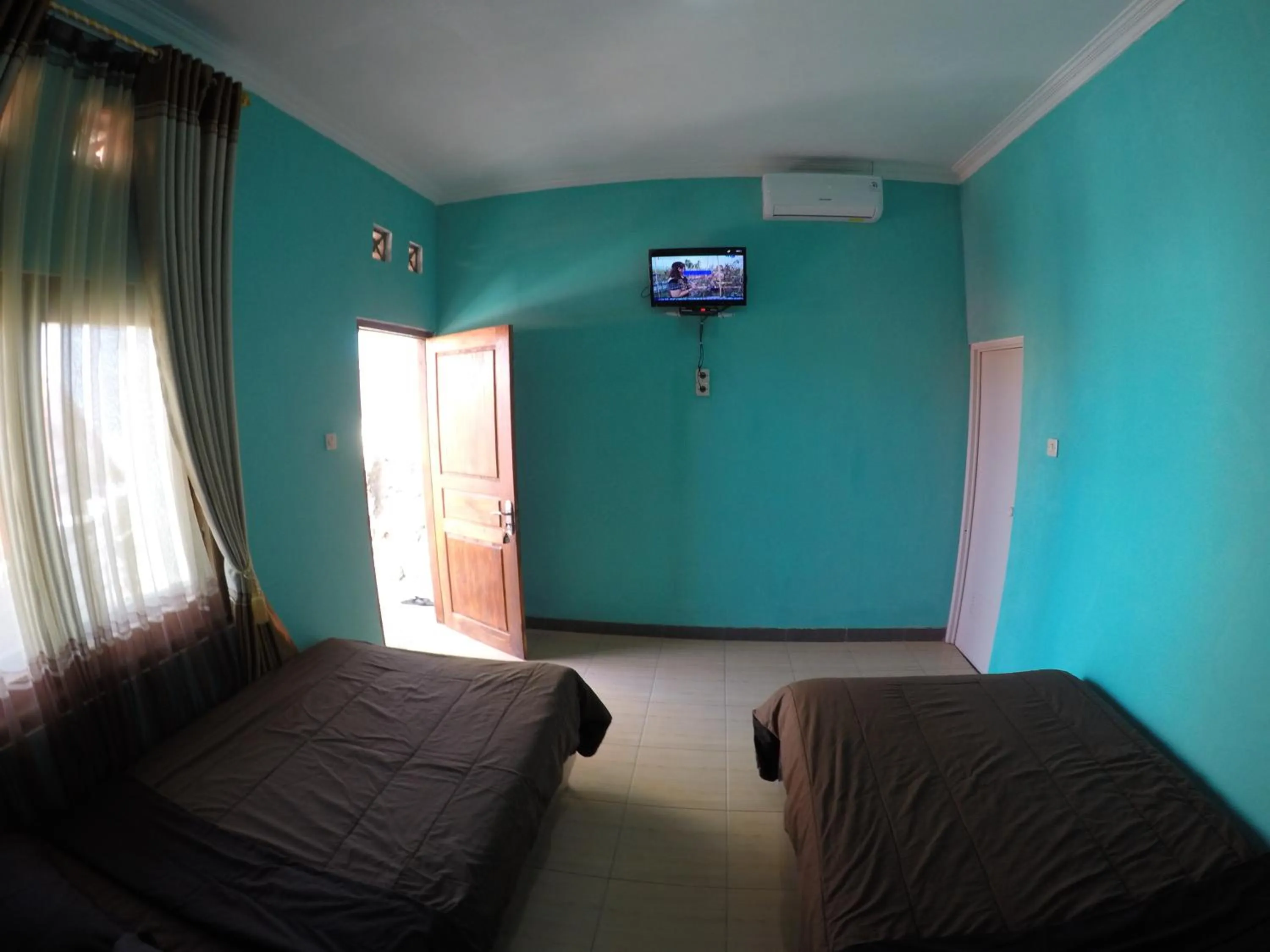 Photo of the whole room in Omah Sundak Homestay