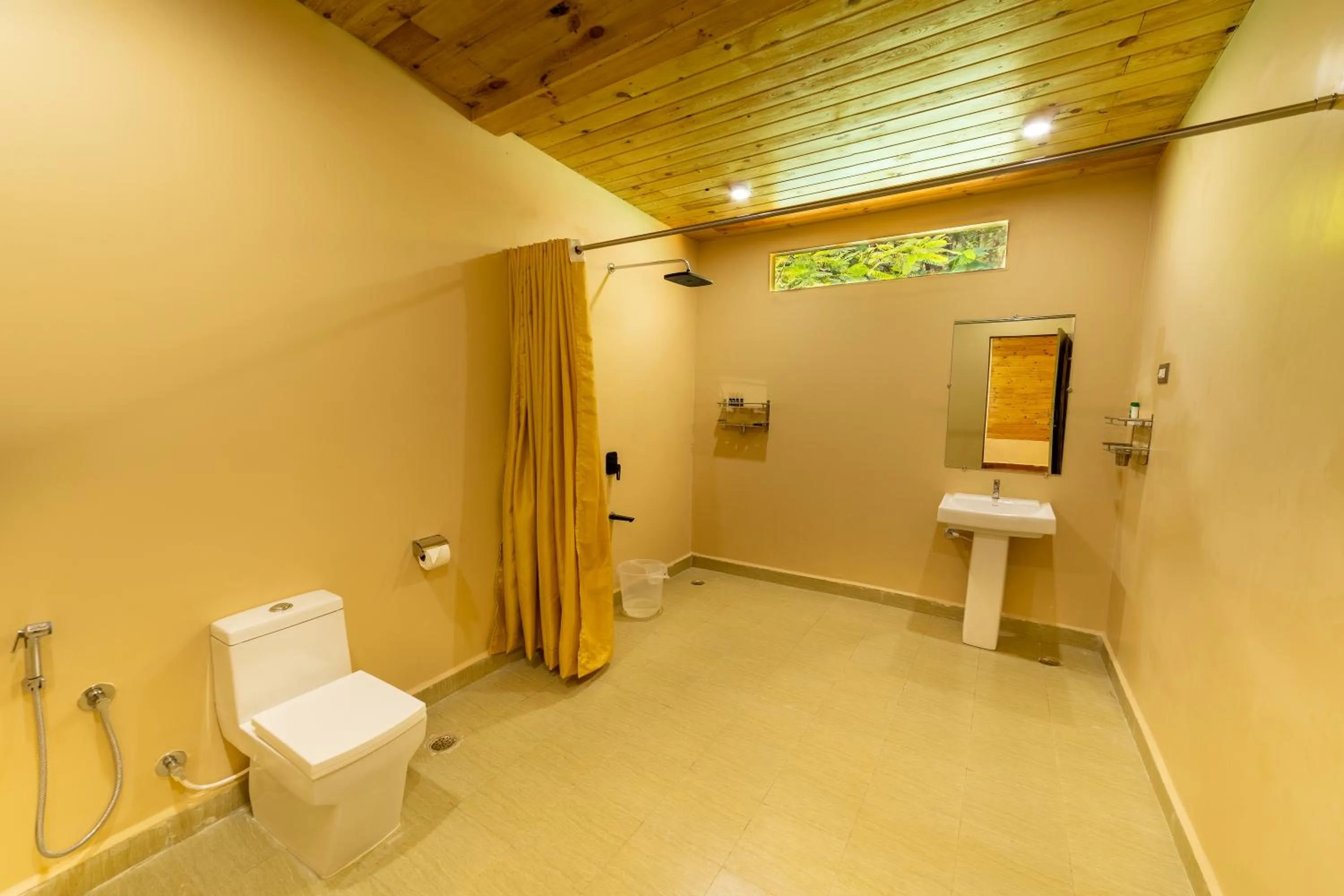 Shower in Oxygen Palolem