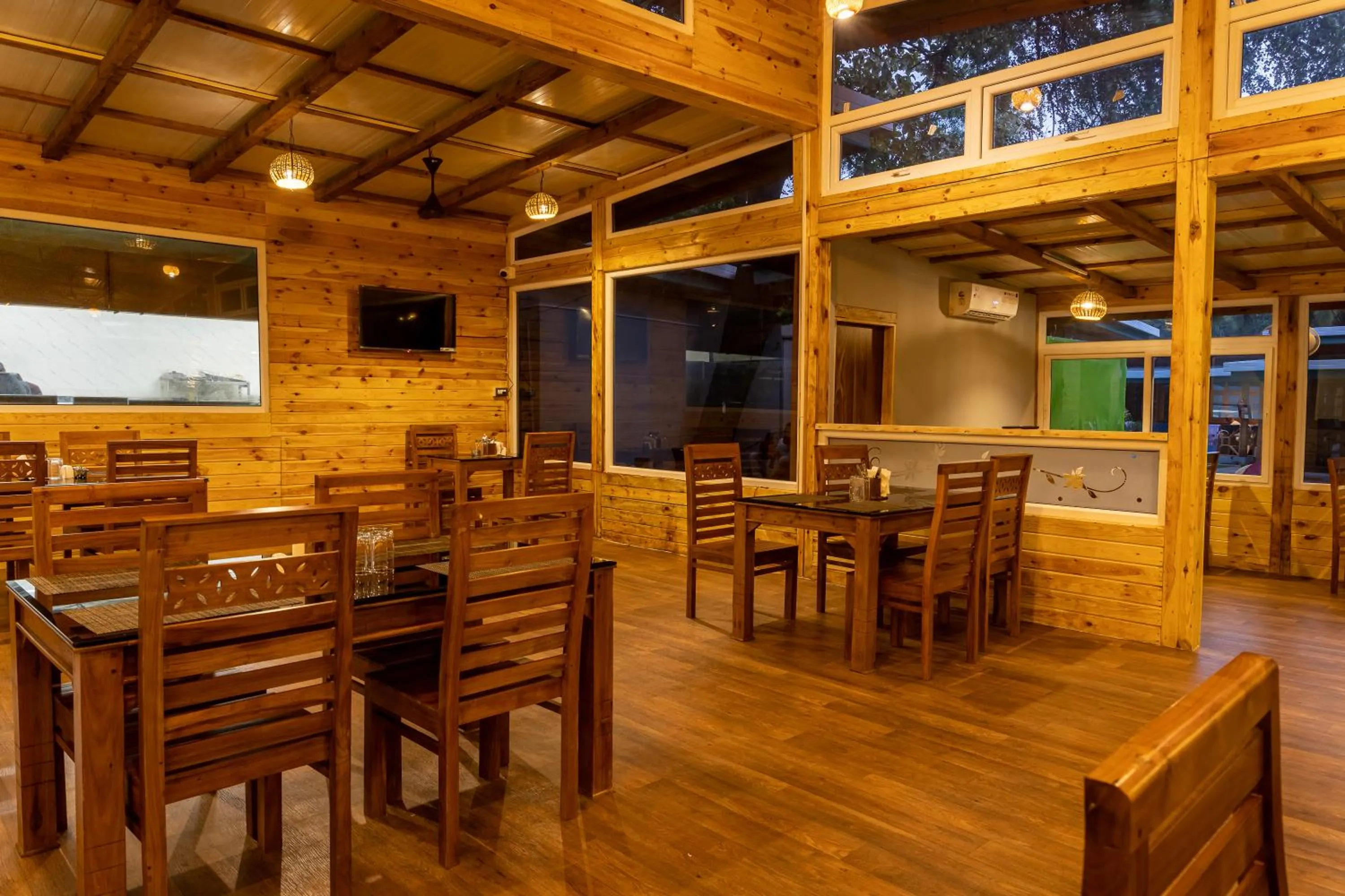 Restaurant/places to eat in Oxygen Palolem