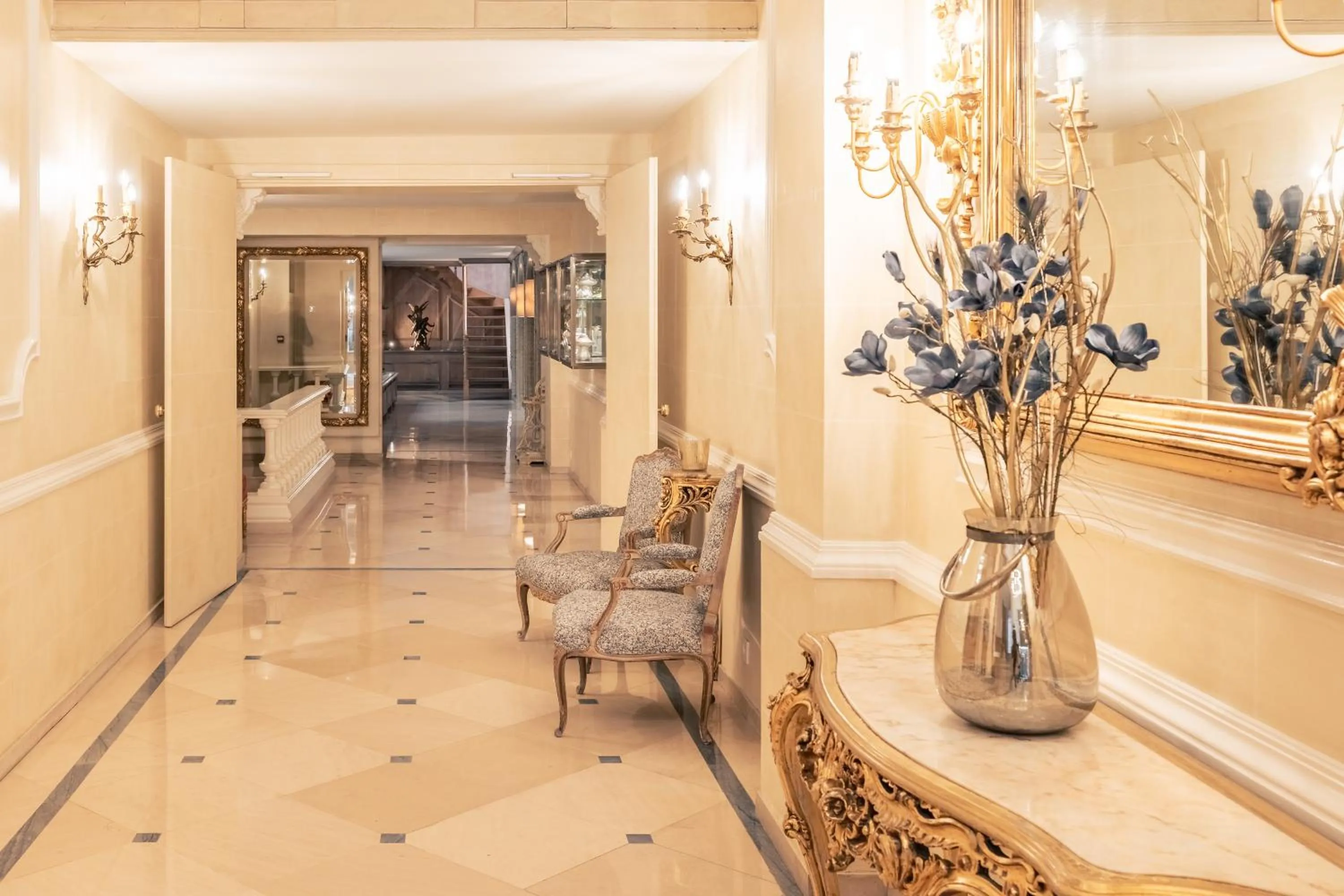 Lobby or reception in Hotel Manos Stephanie