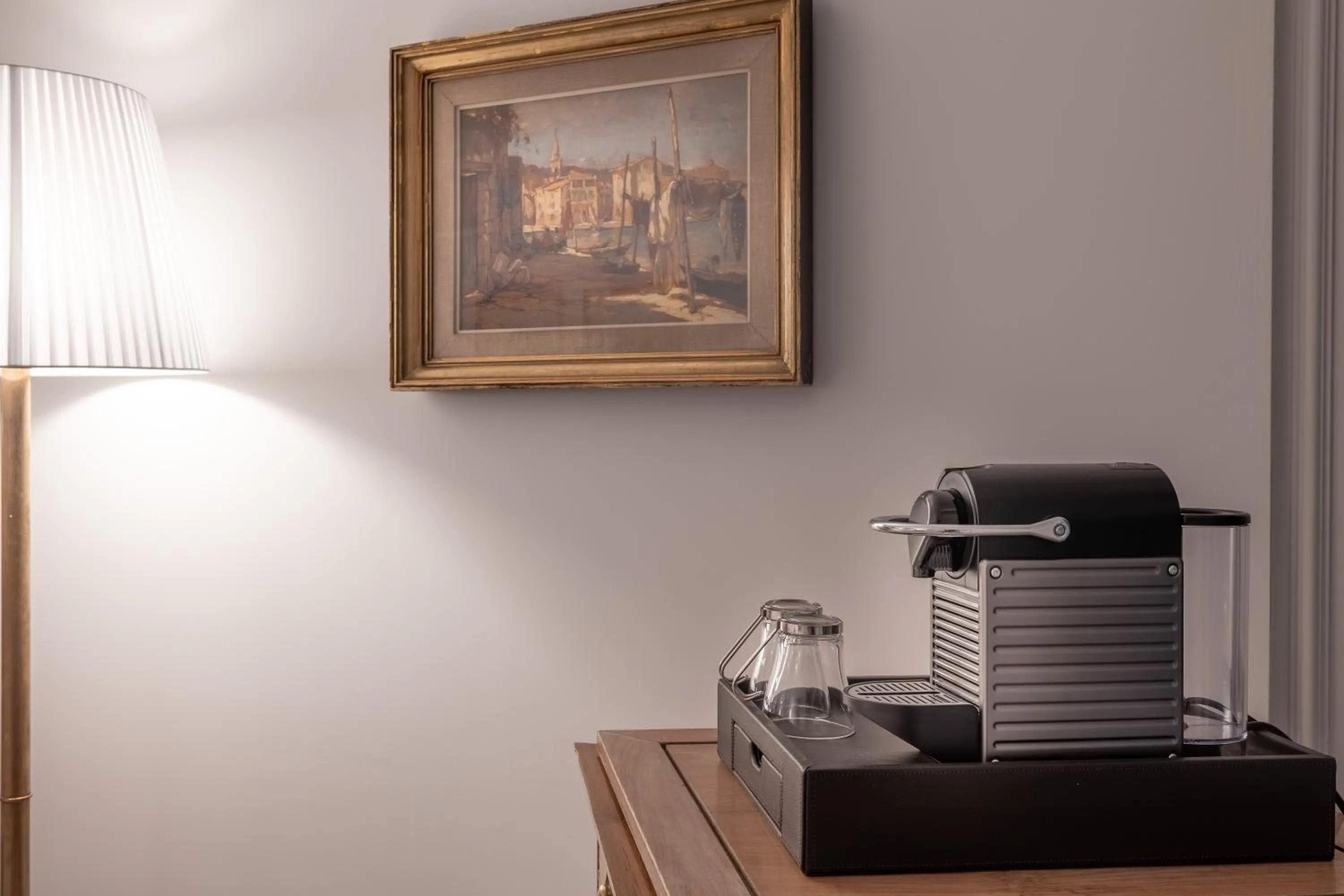 Coffee/tea facilities in Hotel Manos Stephanie