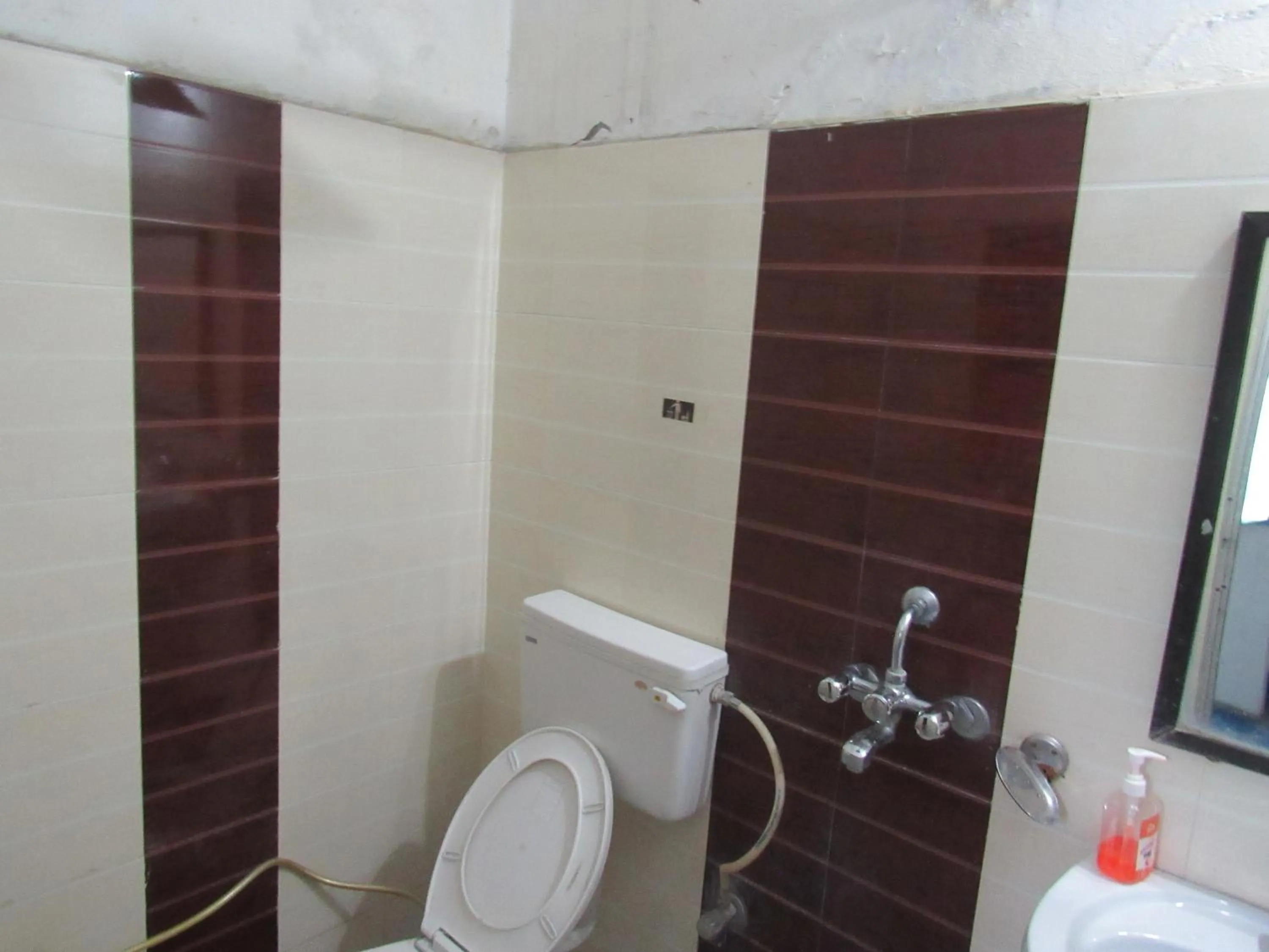 Bathroom in HosteLaVie - Varanasi