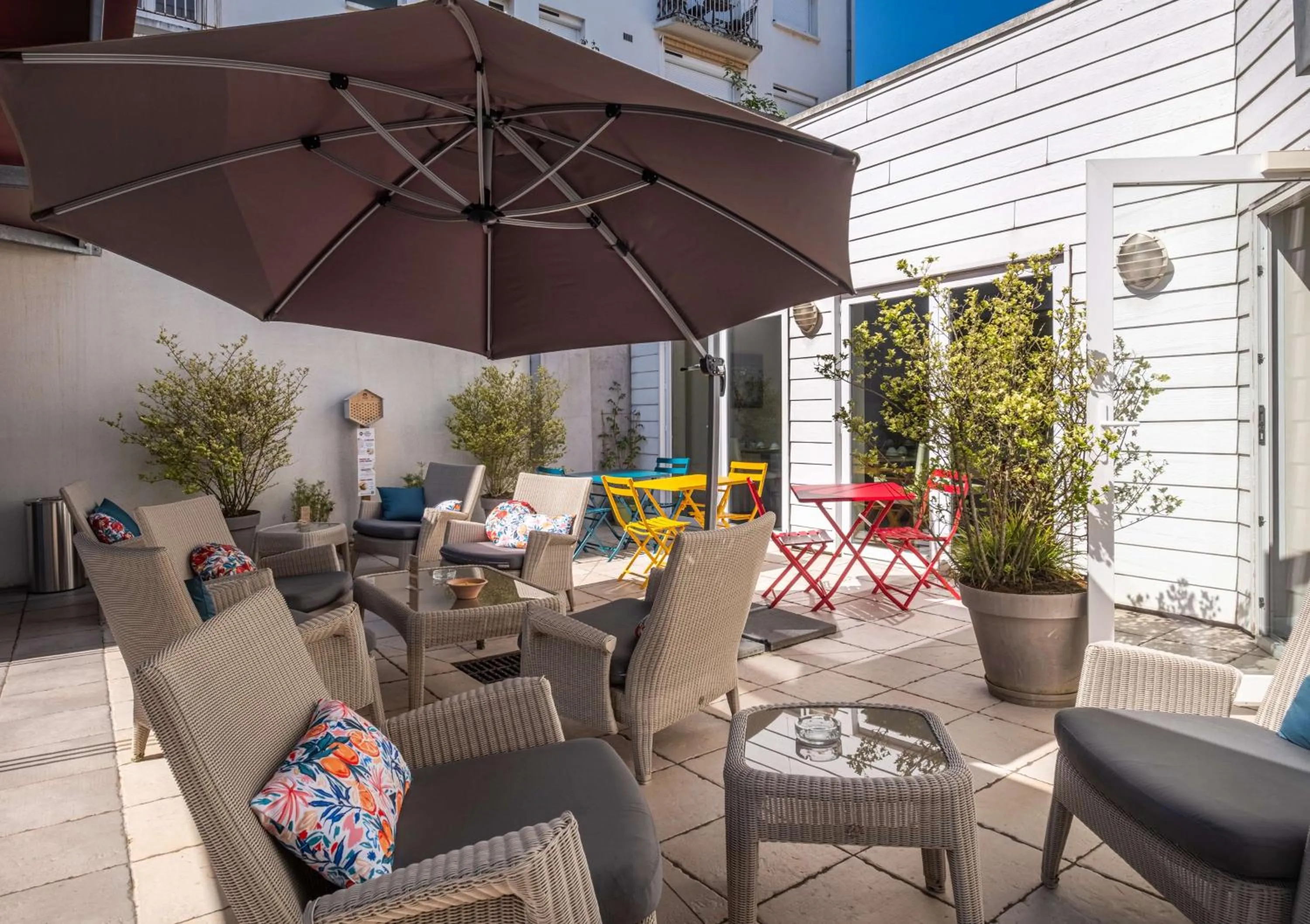 Property building in Best Western Plus Richelieu