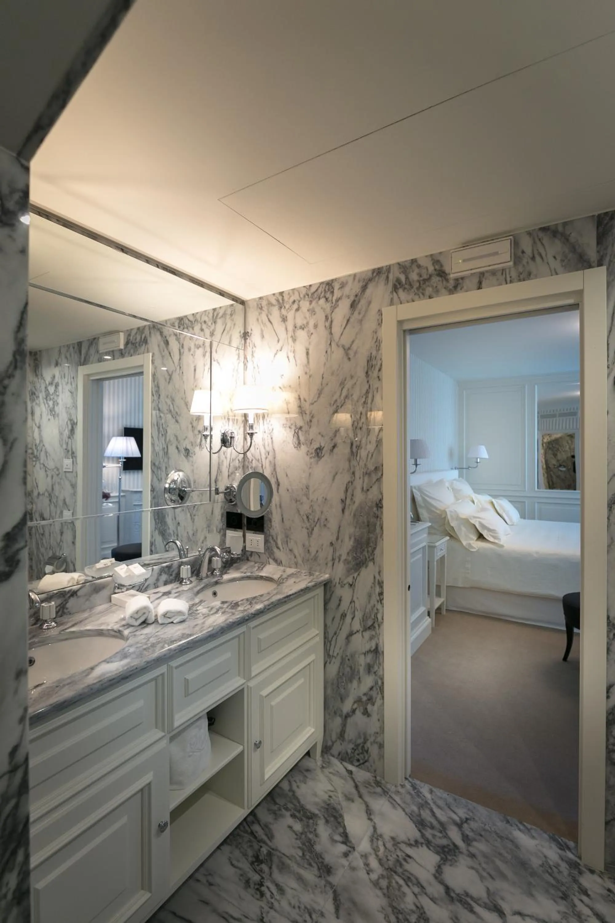 Bathroom, Bed in Relais La Speranzina