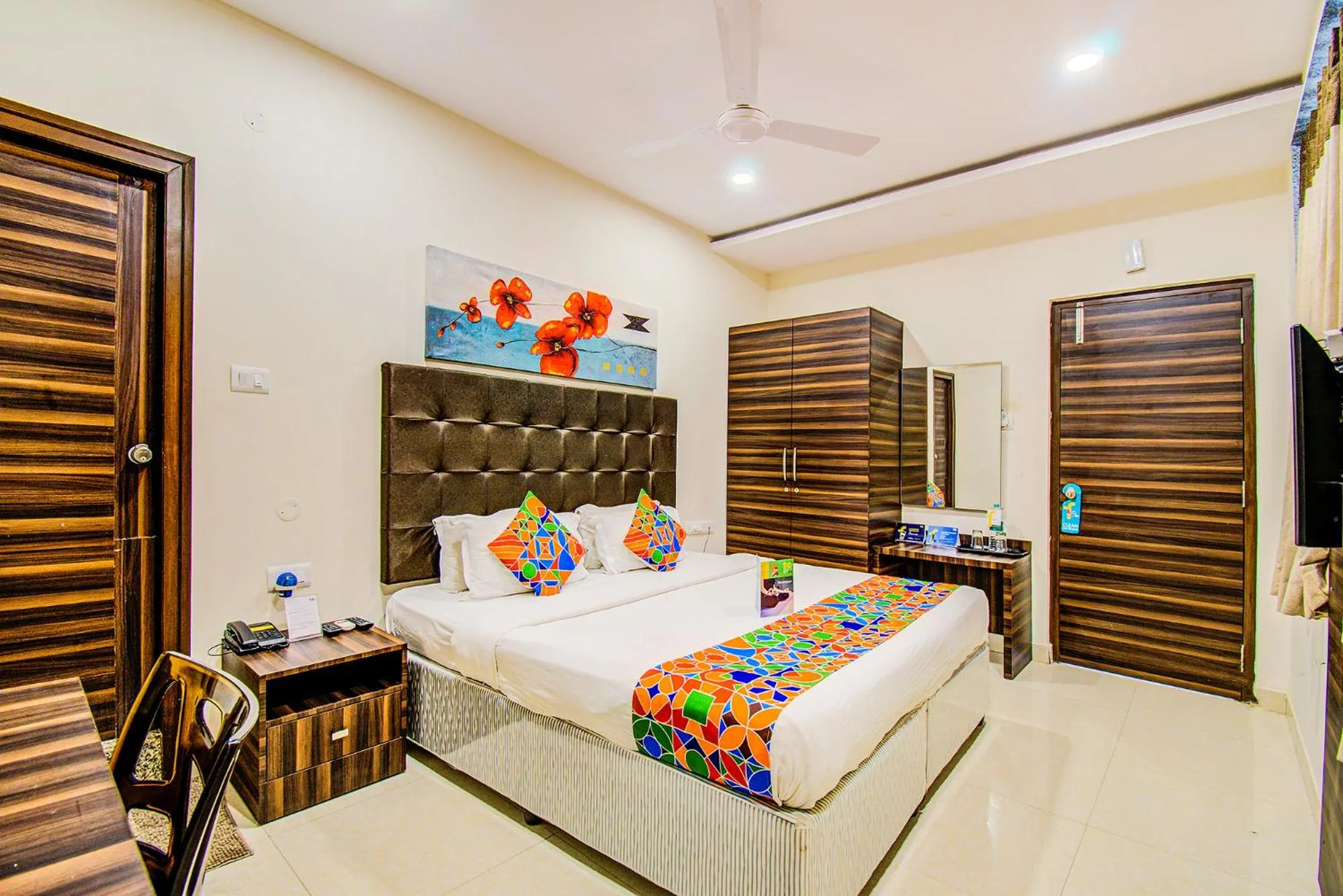 Bed in Fabhotel Pearl City - Nr Jubilee Enclave, Hitech City