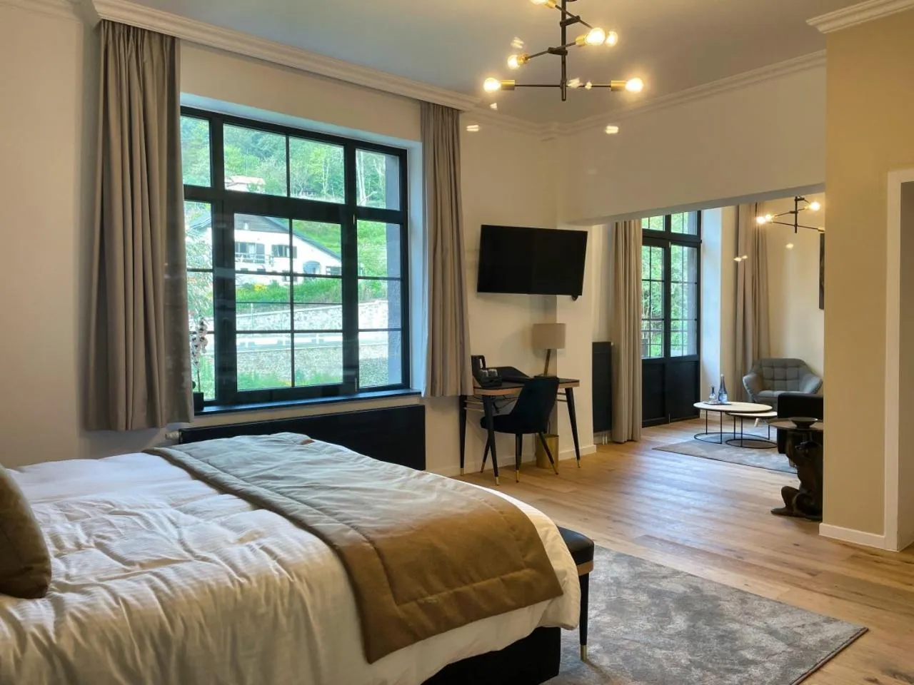 Photo of the whole room, Bed in Villa Gracia