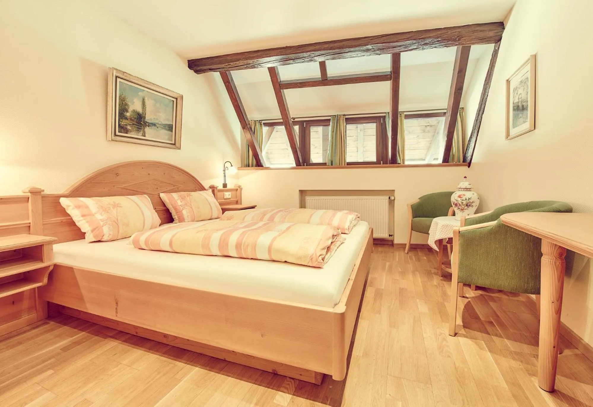 Photo of the whole room, Bed in Landgasthof zur Sonne